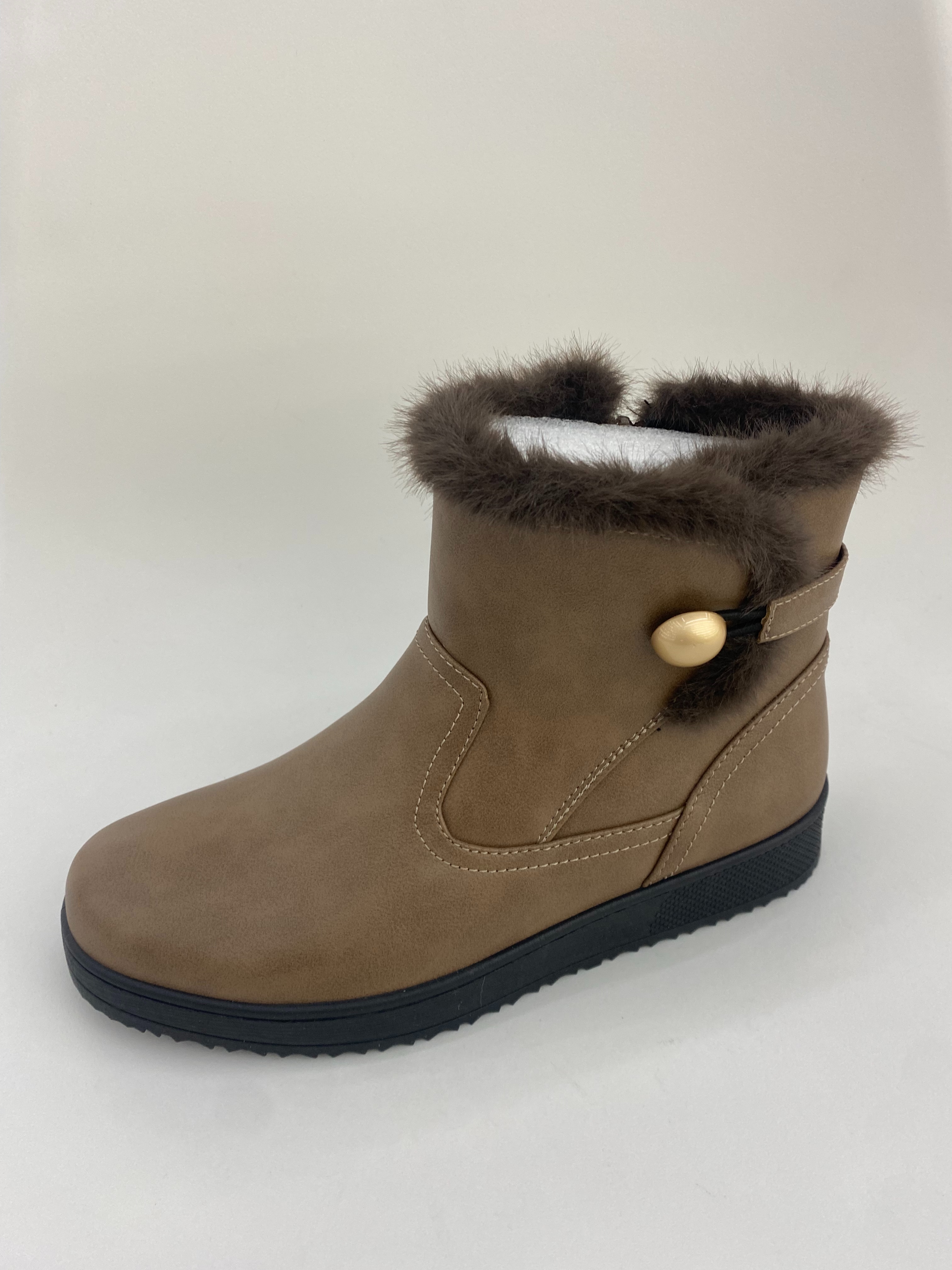 Brown snow boots, warm and anti-slip women's boots, leftover snow boots full figure