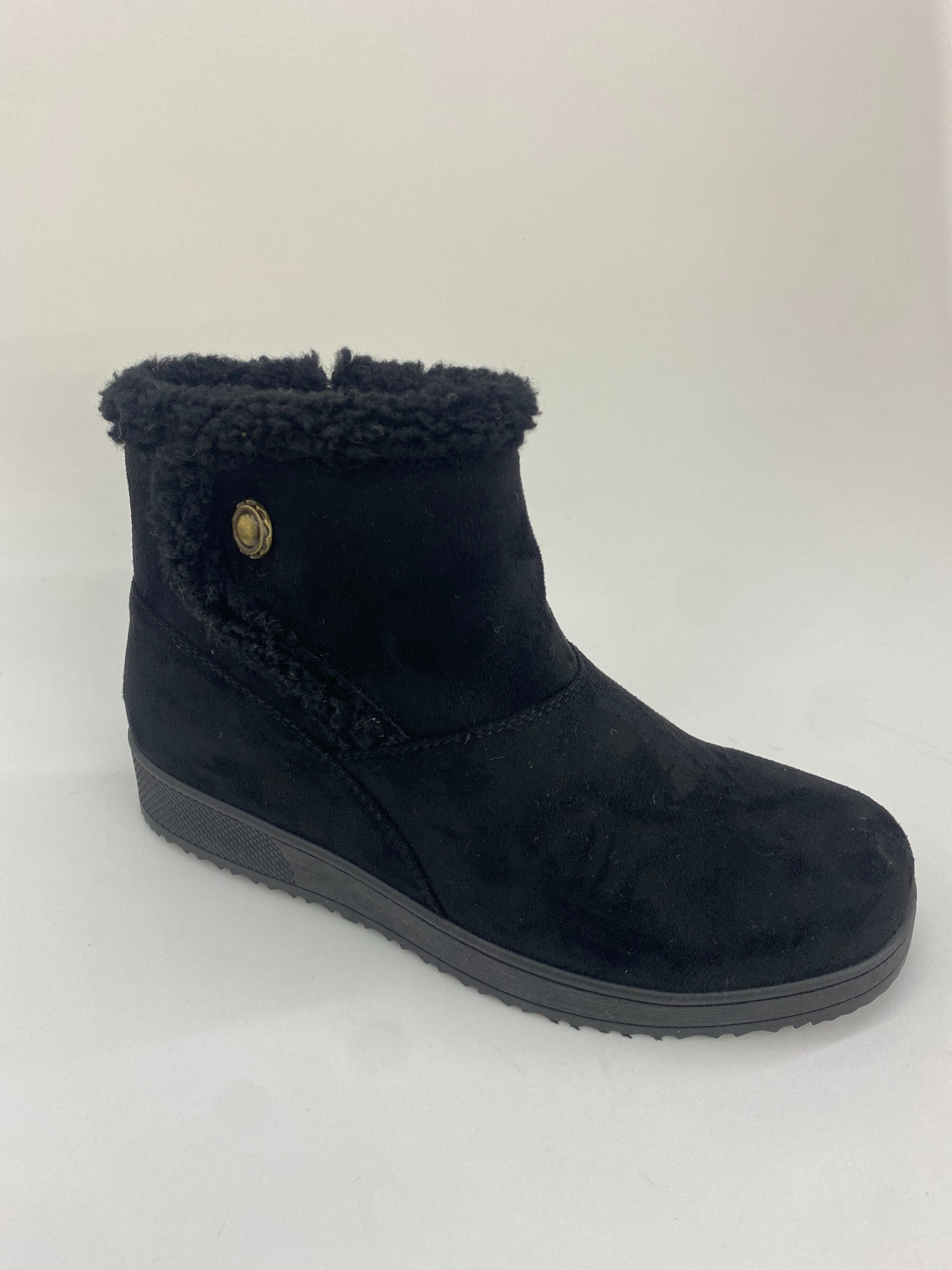 Black plush ankle boots, knitted boots, fashionable and slimming life women's boots full figure