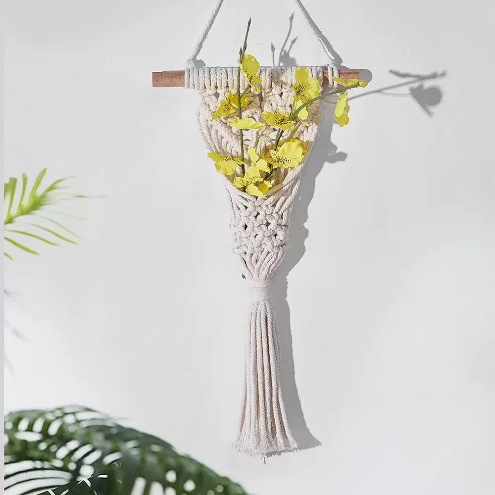 Hand-woven wall hanging baskets, flower baskets, tapestries, Bohemian small flower baskets, wall hangings for living rooms, bedrooms, and homestays, cotton rope woven, artistic style soft furnishings, and great items for creating an atmosphere Application Scenario
