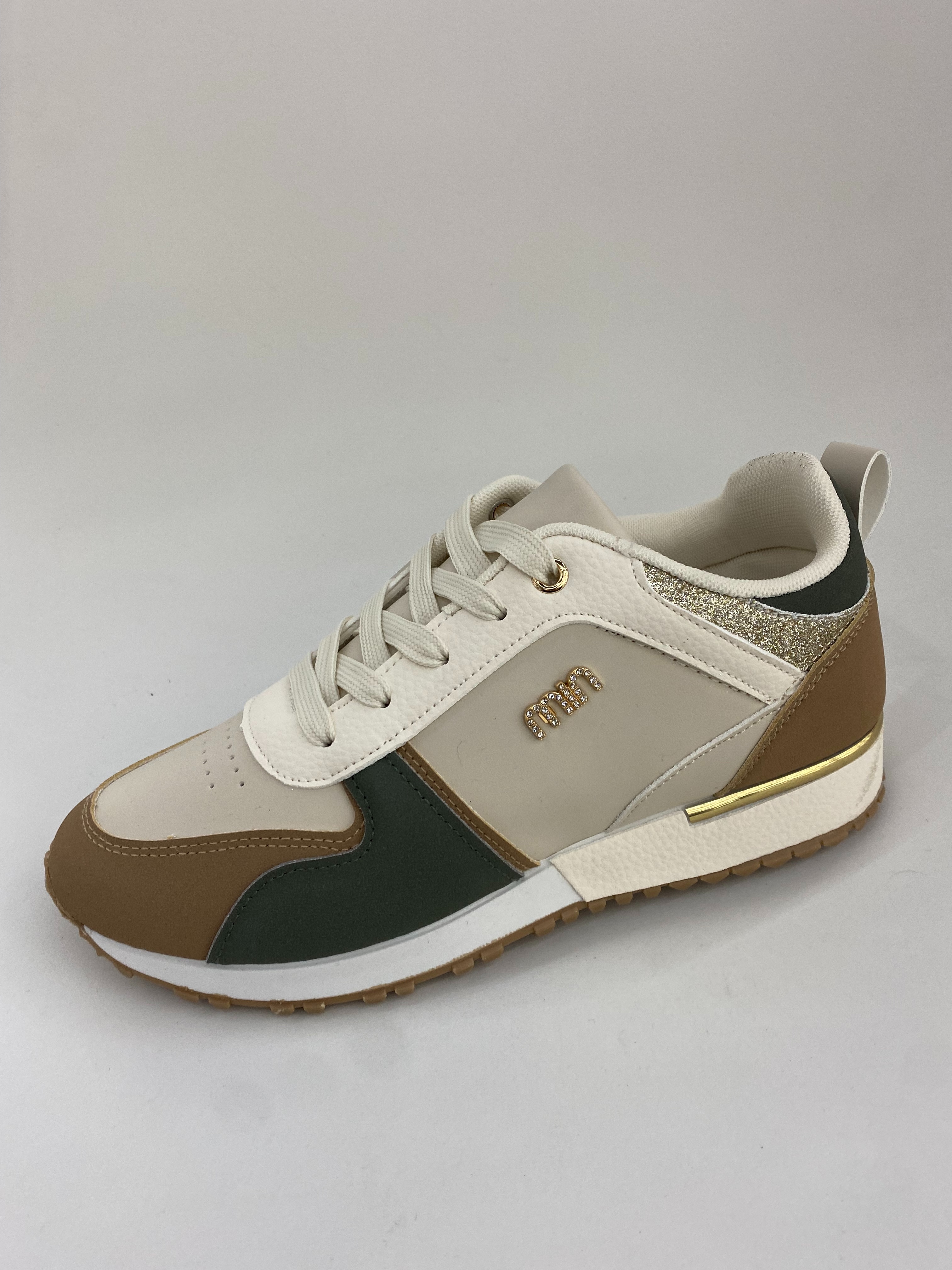 Women's running shoes are breathable, comfortable, anti-slip, lightweight and versatile for sports full figure