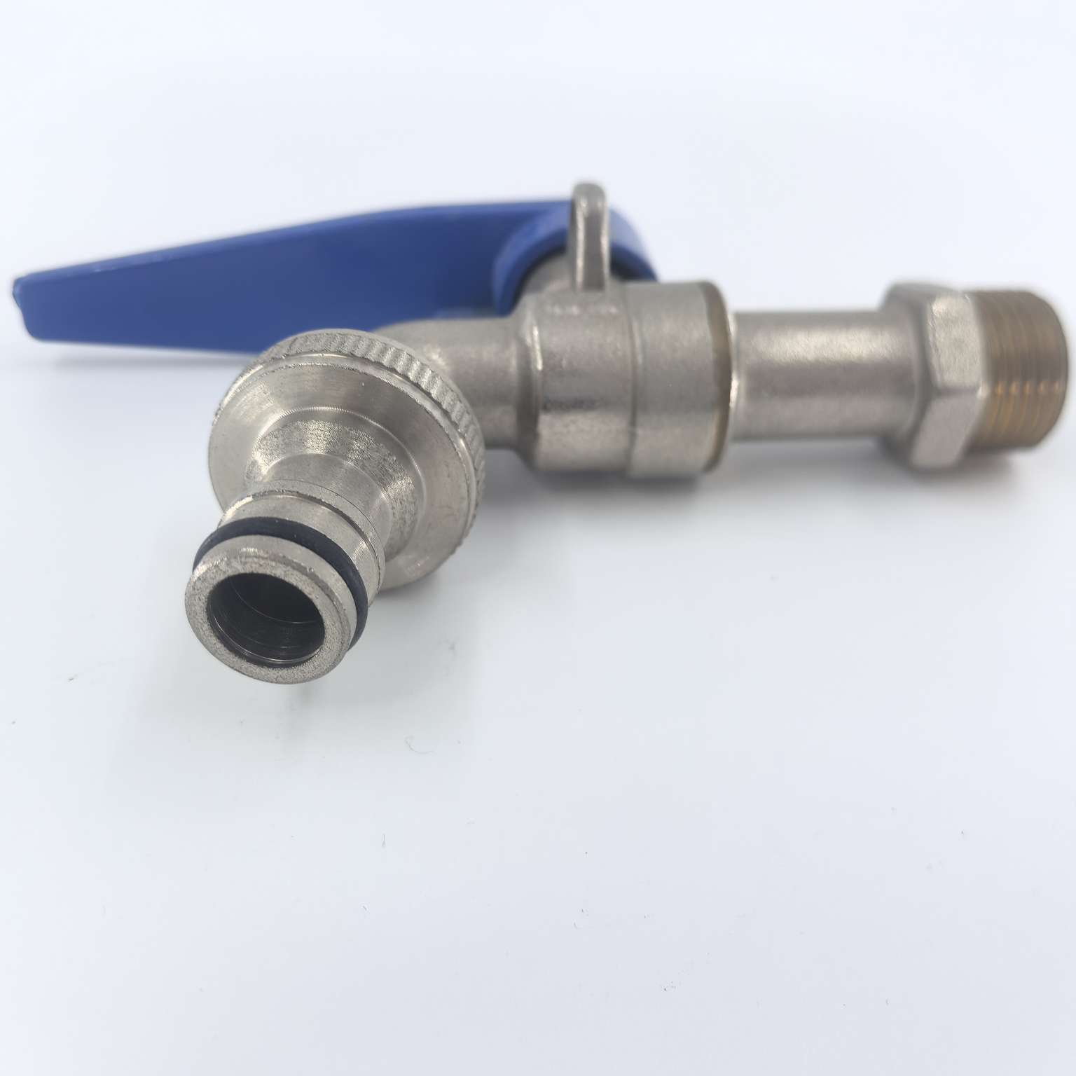 Universal water-saving and splash-proof faucet, kitchen pressurized bubble generator, faucet extension nozzle, suitable for both kitchen and bathroom detail image 3