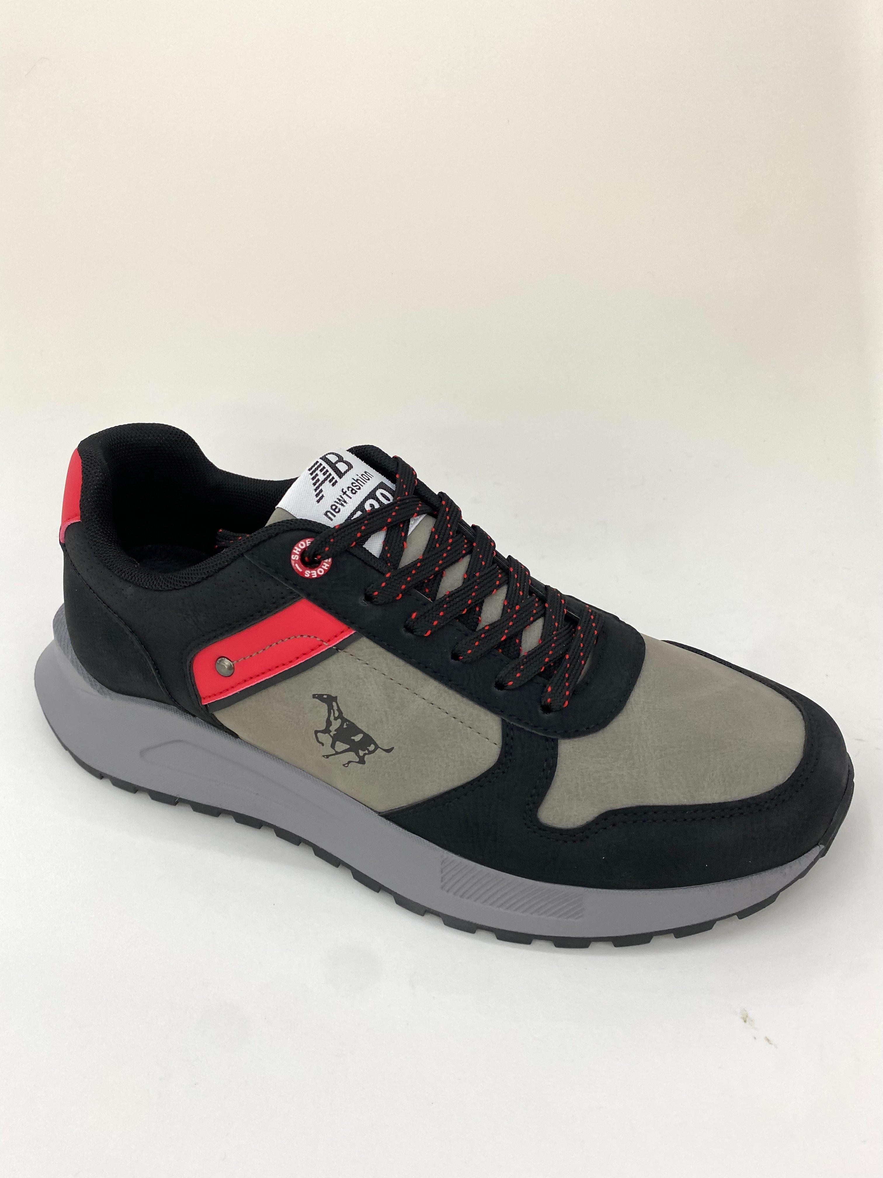 Men's summer casual sports shoes are breathable, comfortable, lightweight and anti-slip full figure