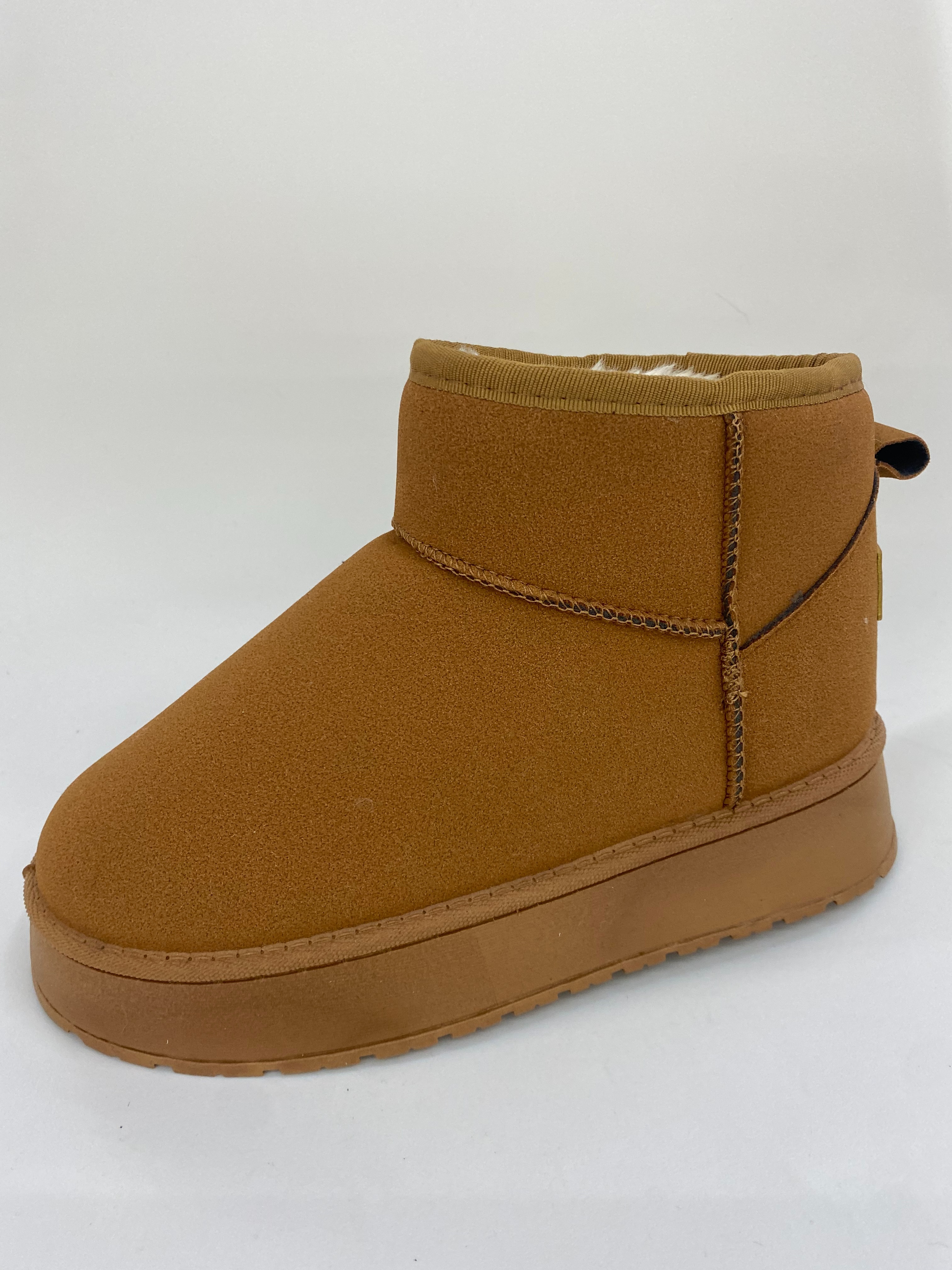 Brown short-sleeved snow boots, warm women's boots, leftover new style, with fleece for anti-slip in winter full figure