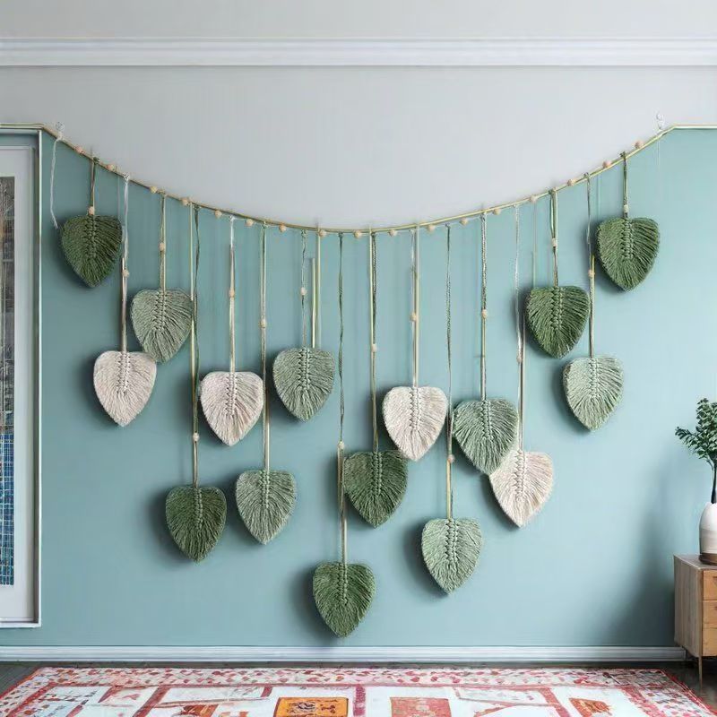 Nordic-style leaf tapestries hand-woven for wall decoration in the bedroom of a homestay, with a fresh and rural style Item Picture