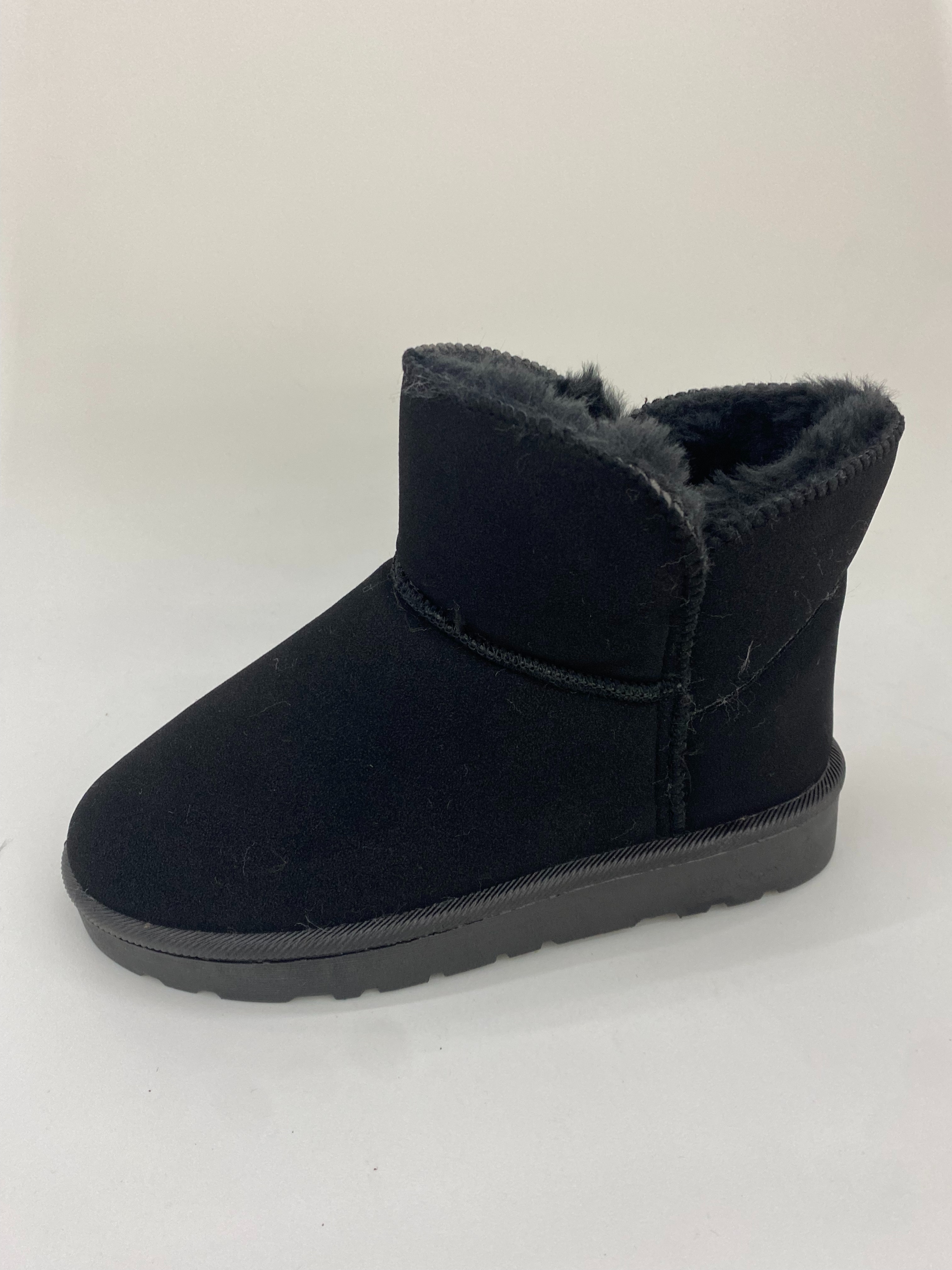 New black short-sleeved snow boots for women, warm and in stock full figure