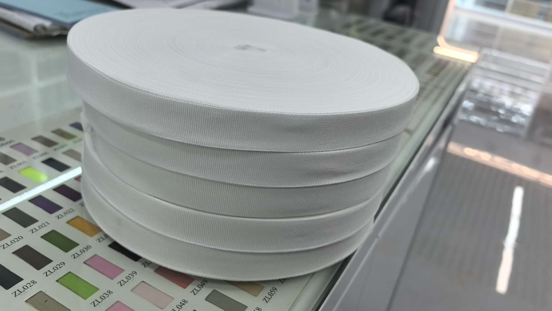 Plain weave edge-wrapped webbing, durable, edge-wrapping available, in multiple widths