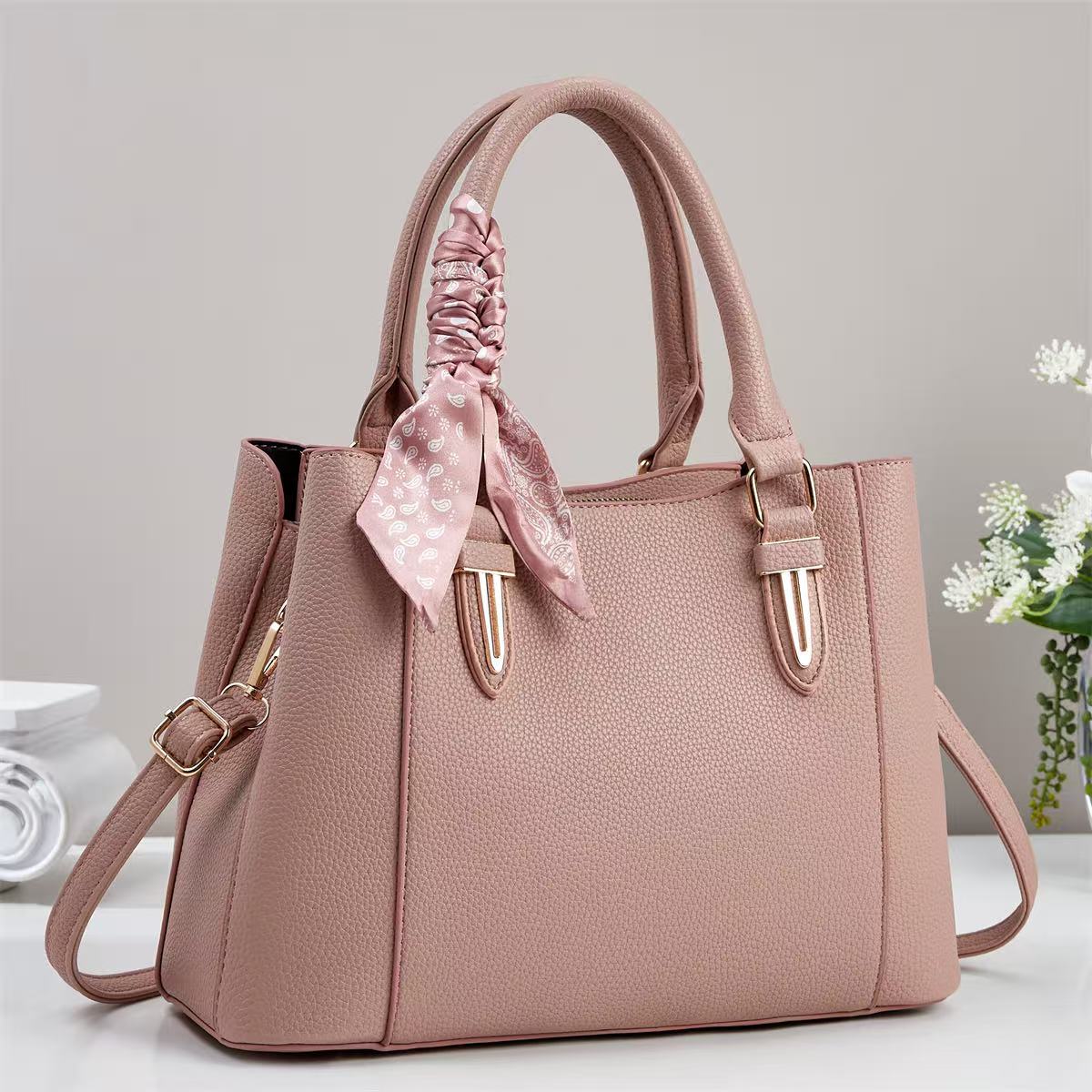 High-quality women's sachet, fashionable women's crossbody bag. PU women's high-quality sachet, fashionable women's crossbody bag details Picture
