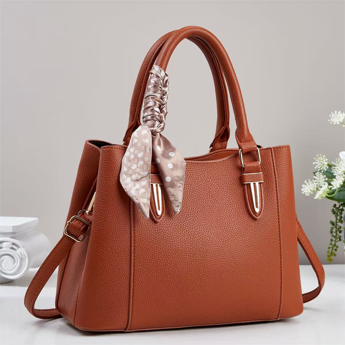 High-quality women's sachet, fashionable women's crossbody bag. PU women's high-quality sachet, fashionable women's crossbody bag detail image 2