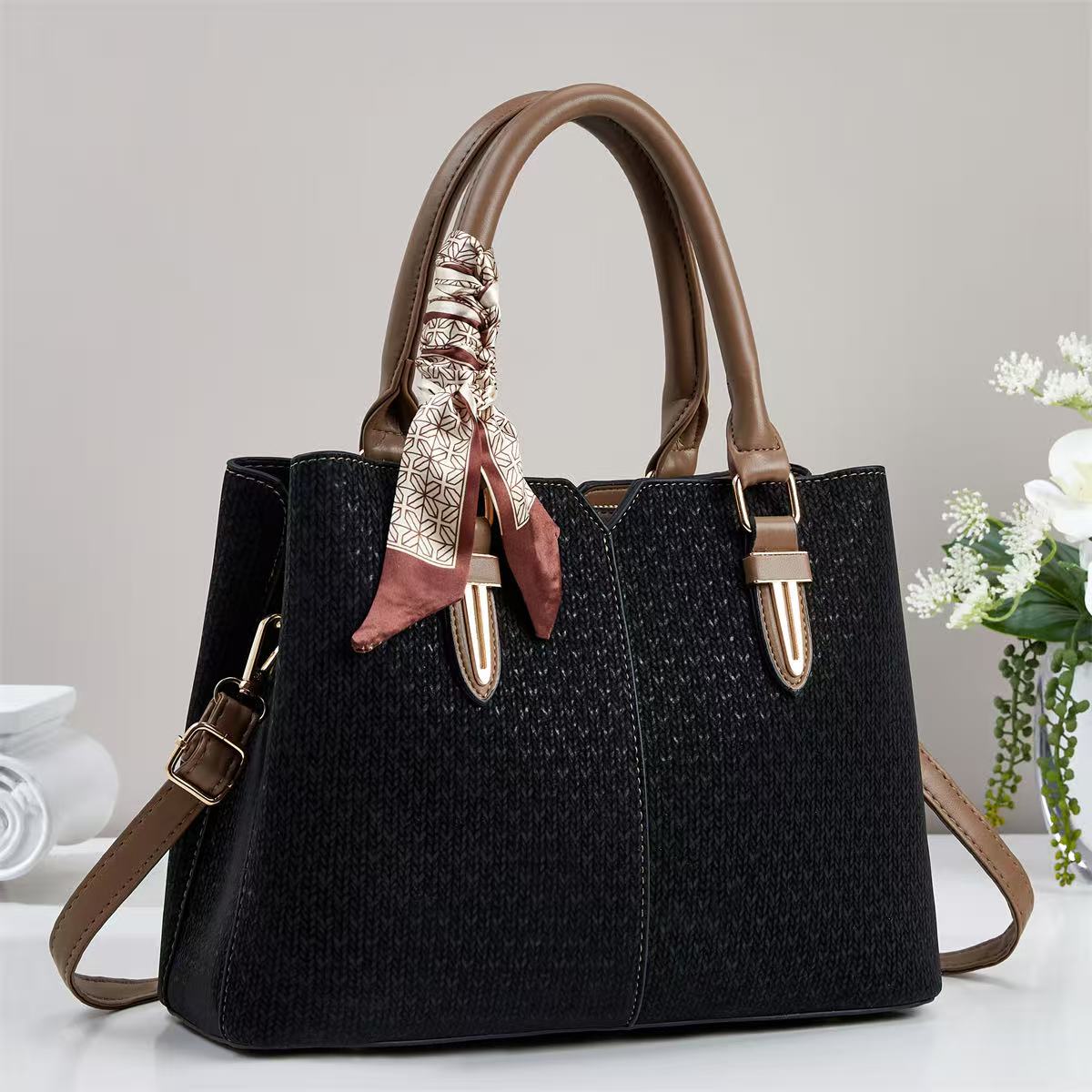 High-quality women's sachet, fashionable crossbody bag for women. PU High-quality women's sachet, fashionable crossbody bag for women detail image 5