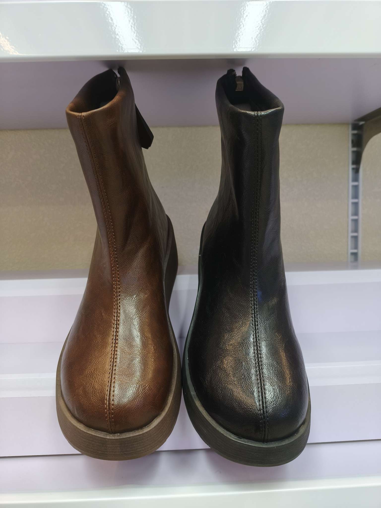 Design-sense boots Item Picture