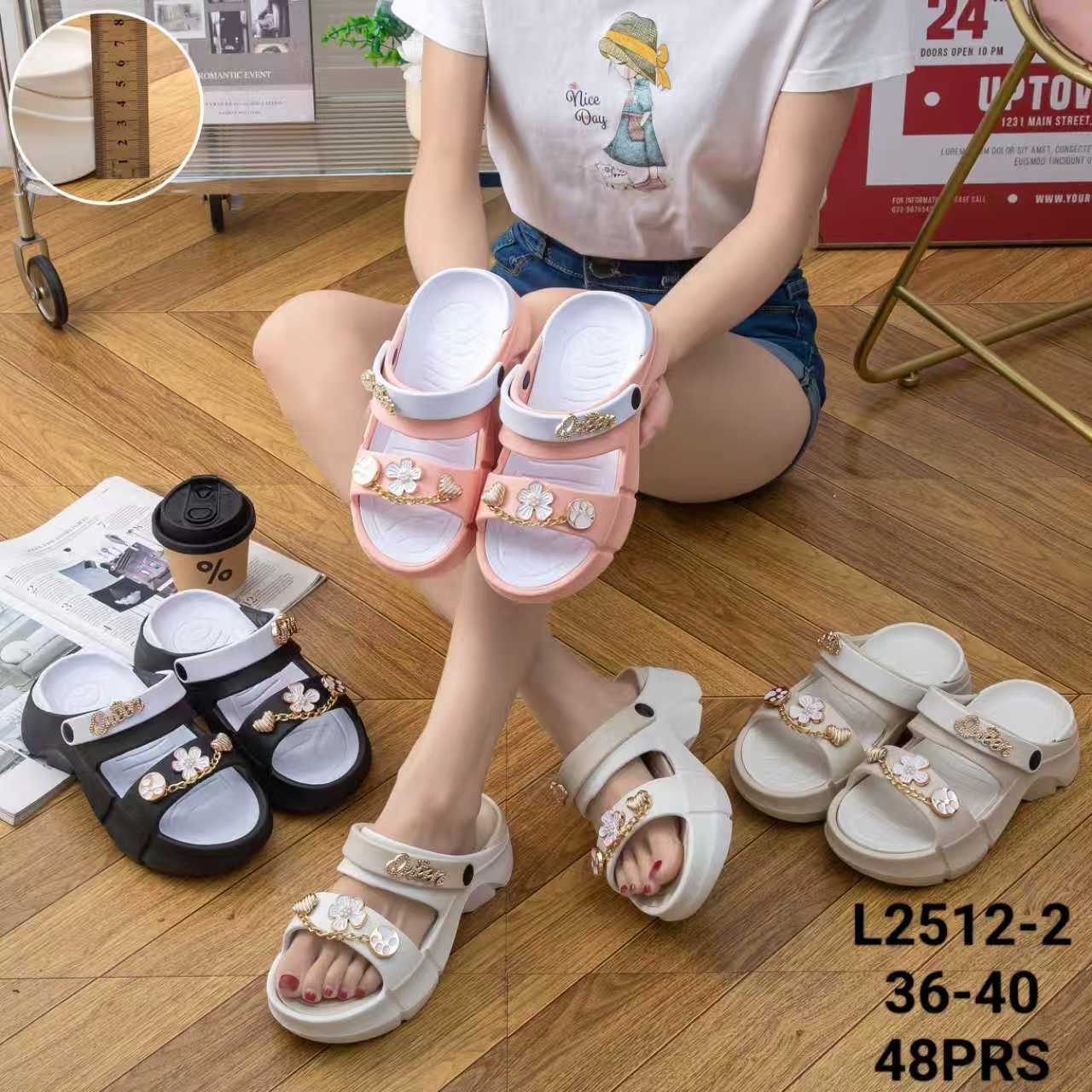 EVA thick-soled double-row flip-flops are a versatile summer fashion choice for women Specification image