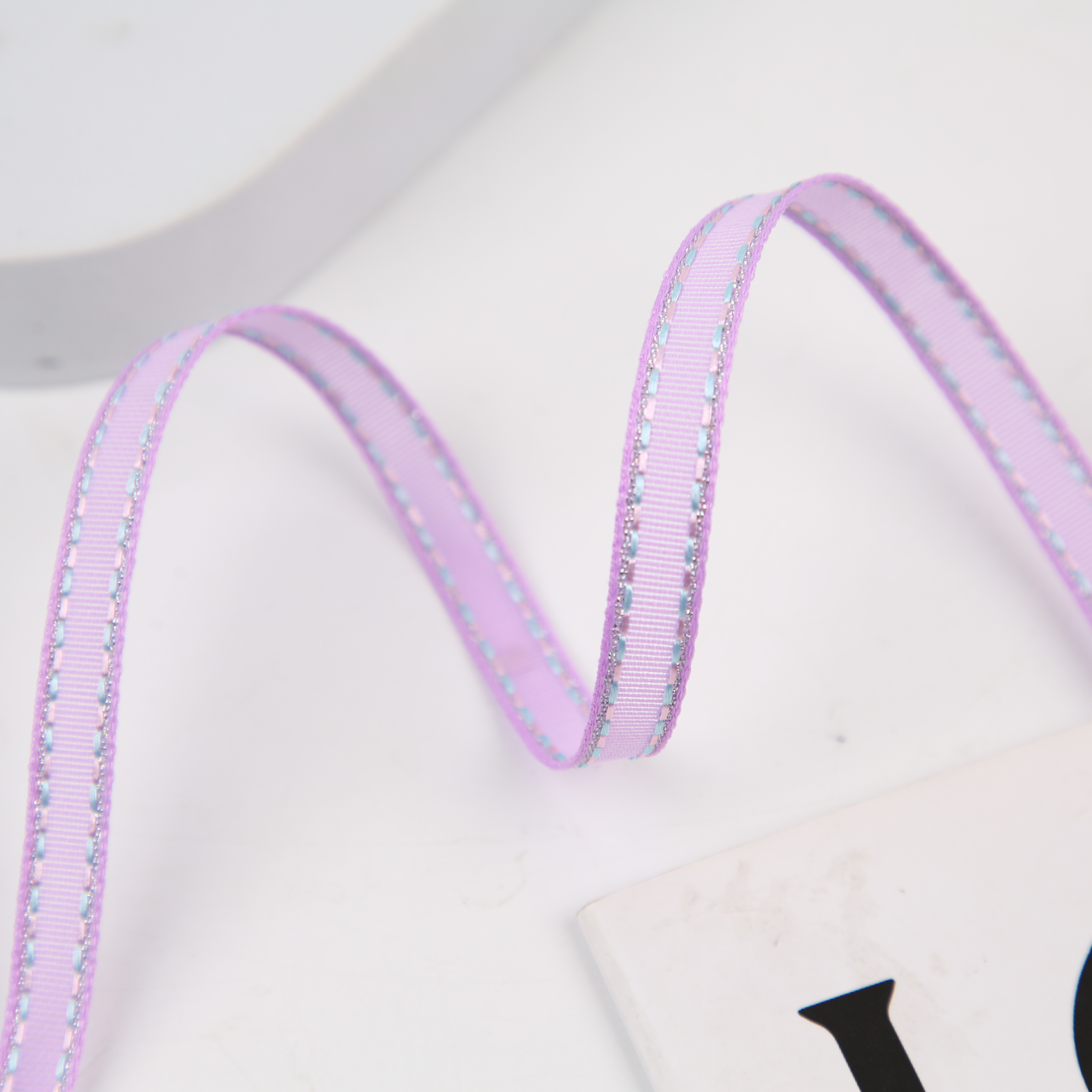 Gift packaging accessories, solid color ribbed ribbons, solid color accessory accessories, wholesale of fresh and light ribbons, DIY ribbons, ribbon webbing Application Scenario