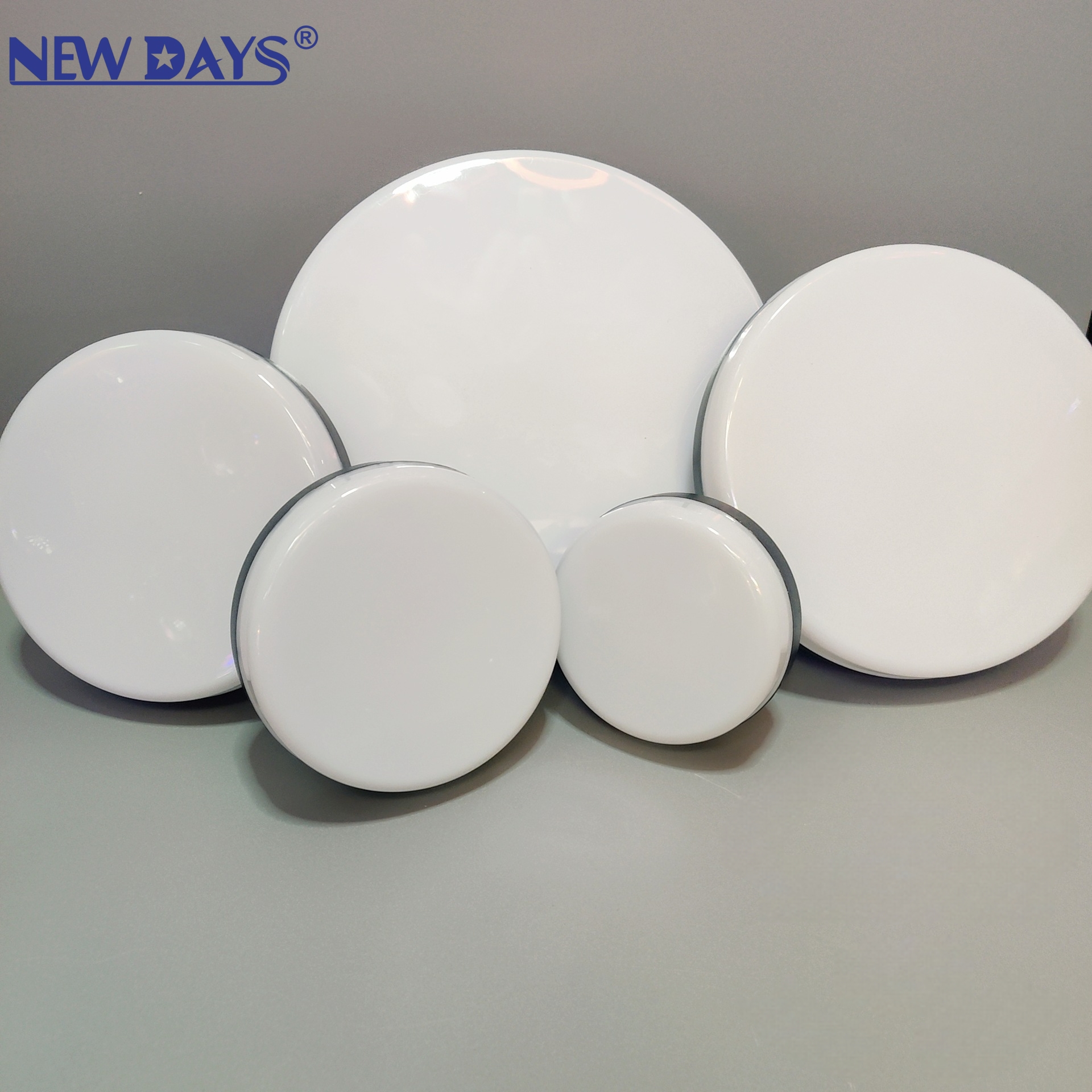 NEWDAYS brand cross-border new led bulb universal head track rotating flying disc light, energy-saving high-brightness lighting lamp, E27 screw socket track light Specification image