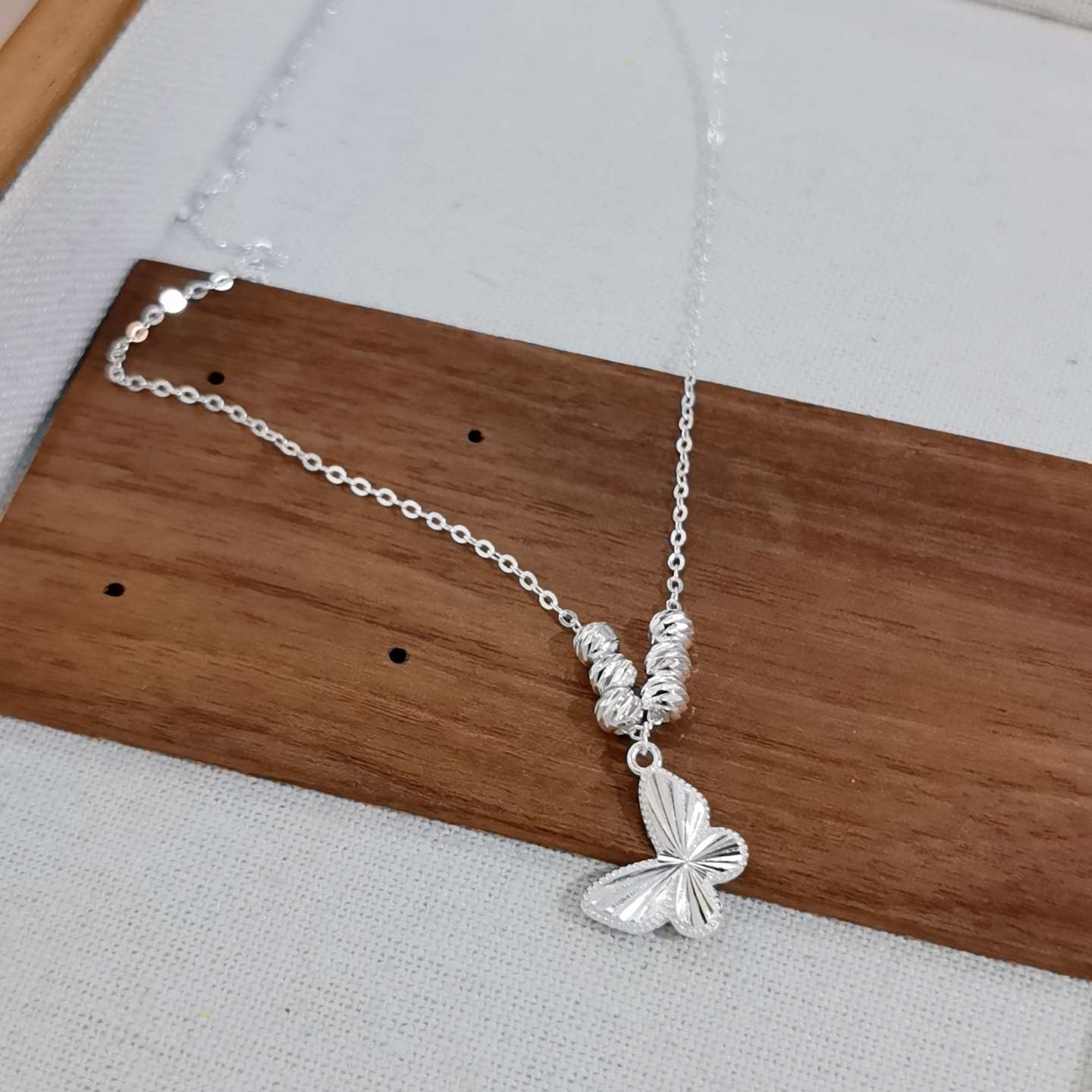 S990 pure silver laser butterfly necklace Specification image
