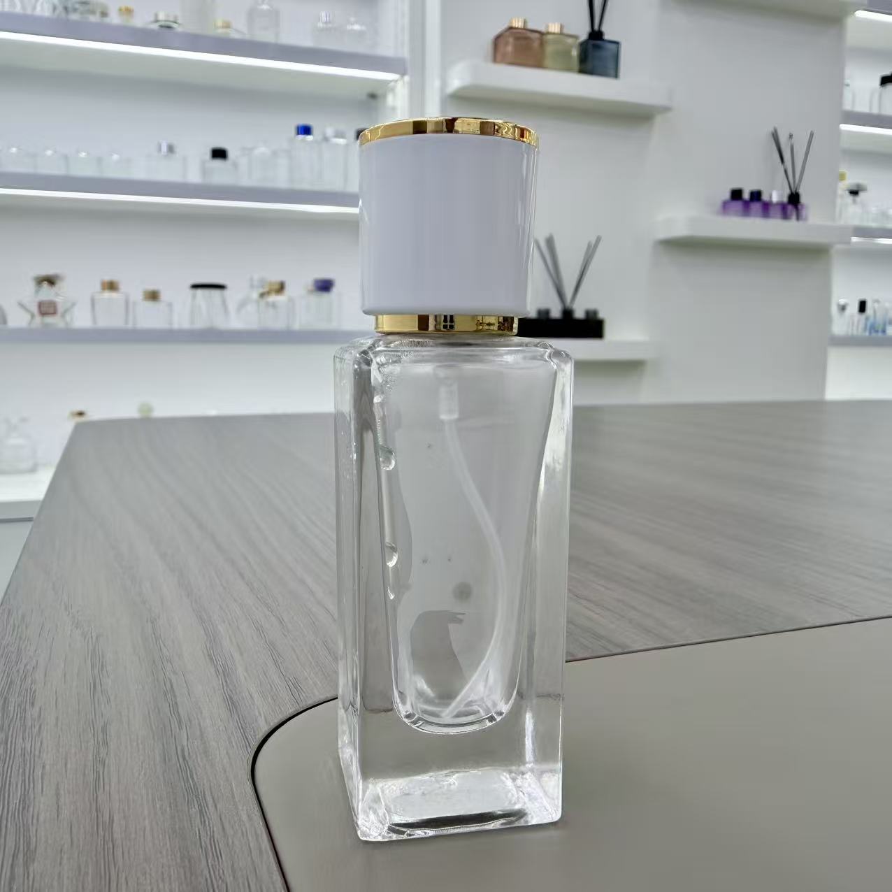 高级玻璃香水瓶喷雾瓶厚底镀金香水分装瓶20ml