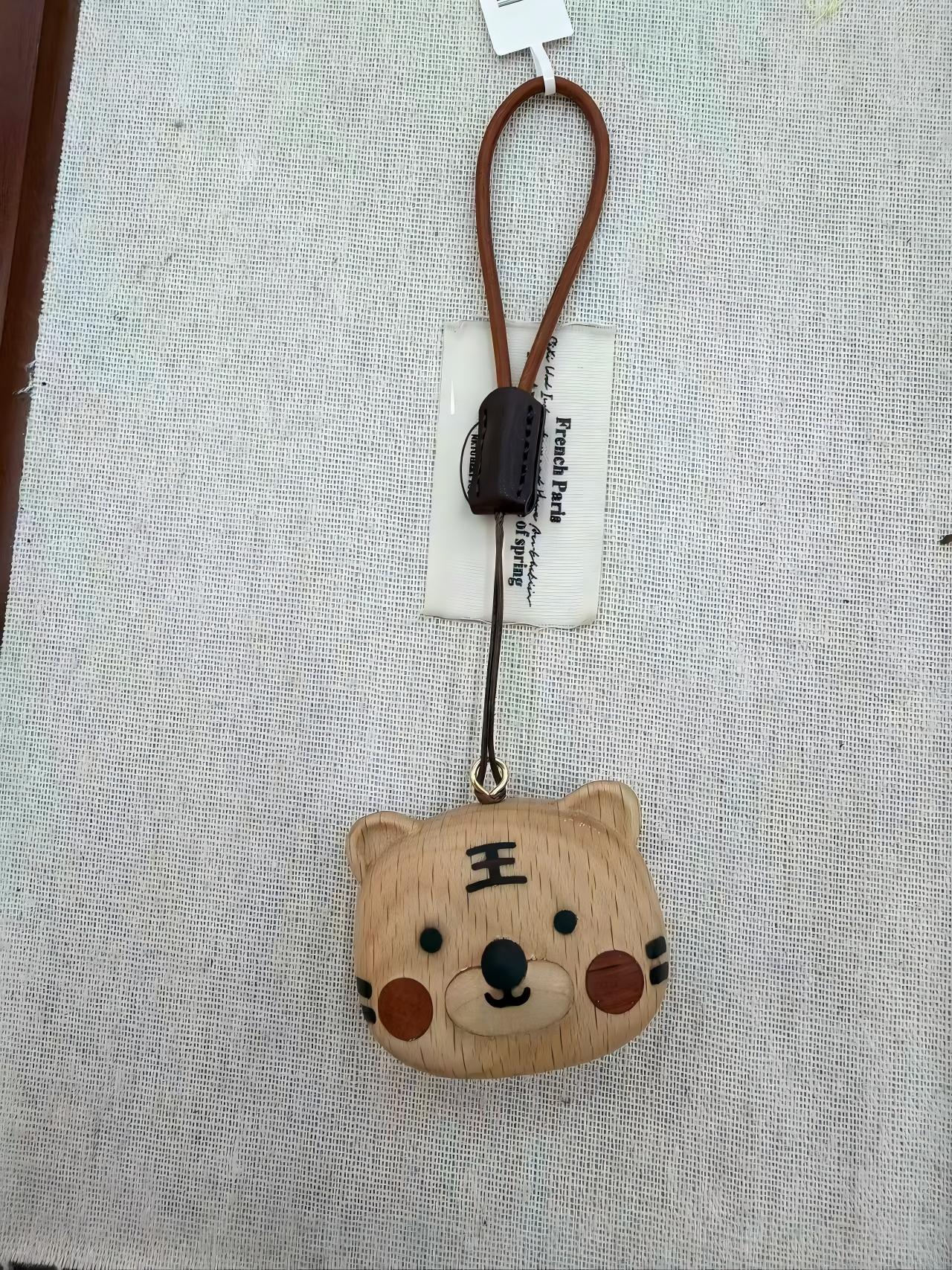 Tiger-head pendant