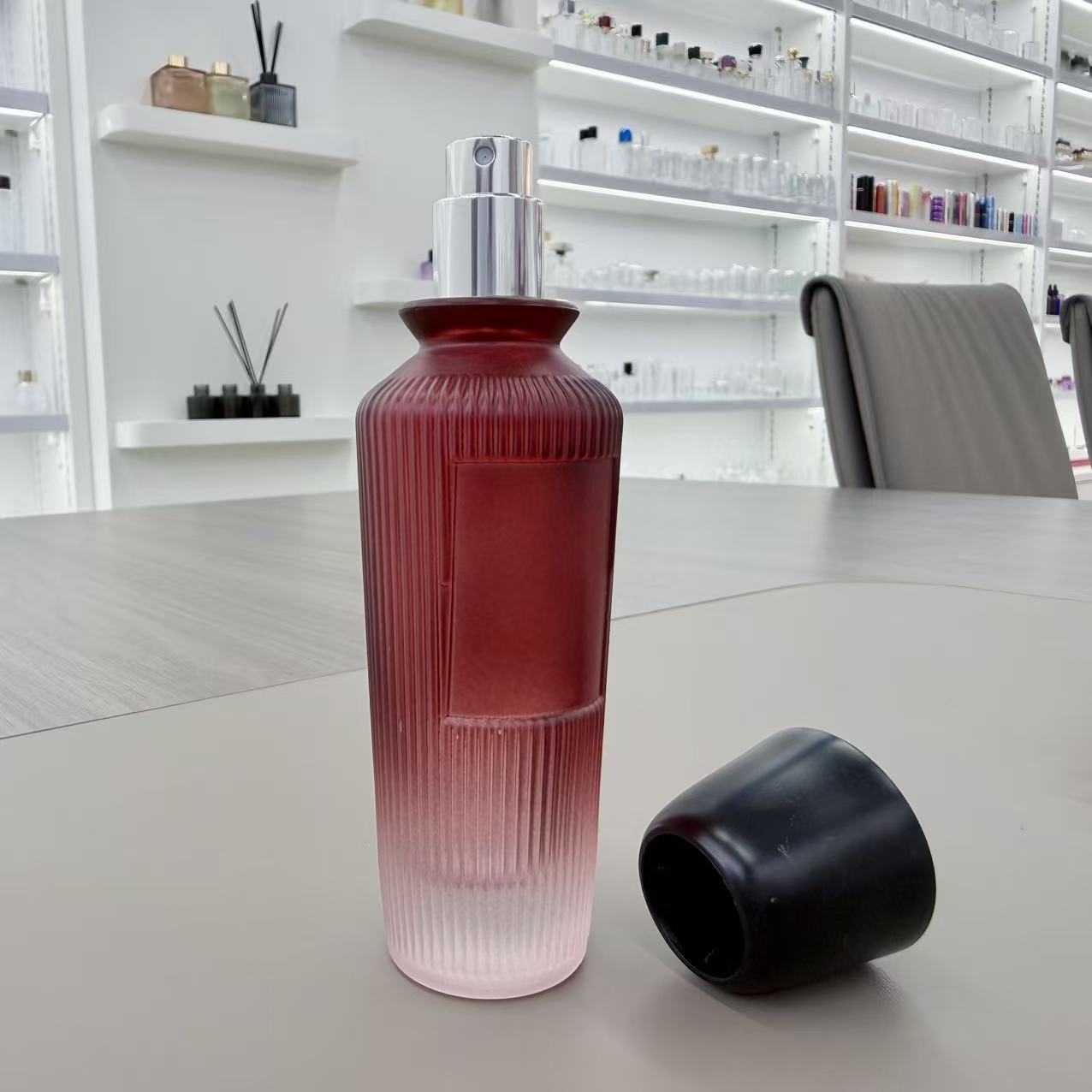 玻璃瓶/香薰瓶子/喷雾瓶/玻璃香水瓶/热饮玻璃瓶产品图
