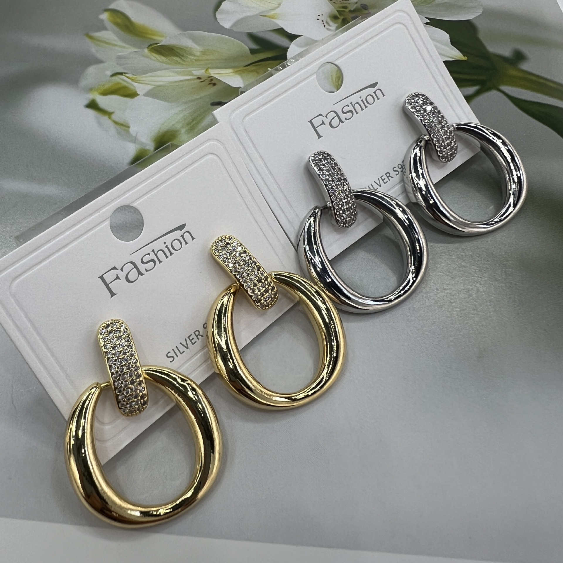 Chao S925 Silver Needle Korean version Elegant pure Copper gold-plated zircon micro-inlaid stud earrings Fashionable lady Full diamond small earrings accessory