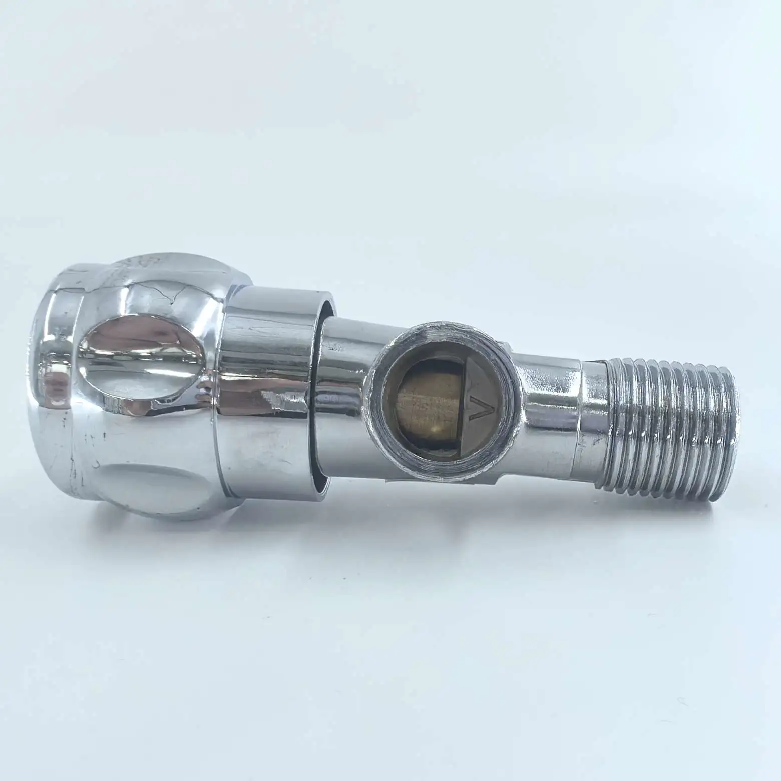 Thickened zinc alloy Angle valve explosion-proof and corrosion-resistant household toilet and water heater Angle valve detail image 4