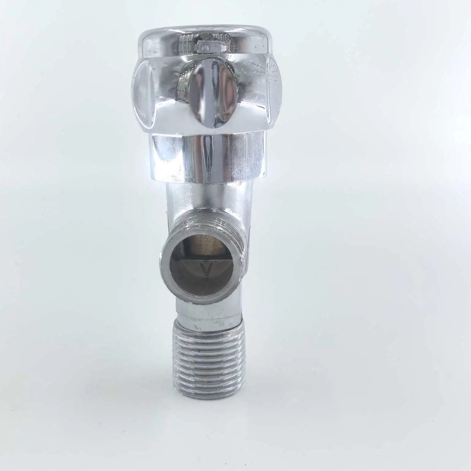 Thickened zinc alloy Angle valve explosion-proof and corrosion-resistant household toilet and water heater Angle valve detail image 2