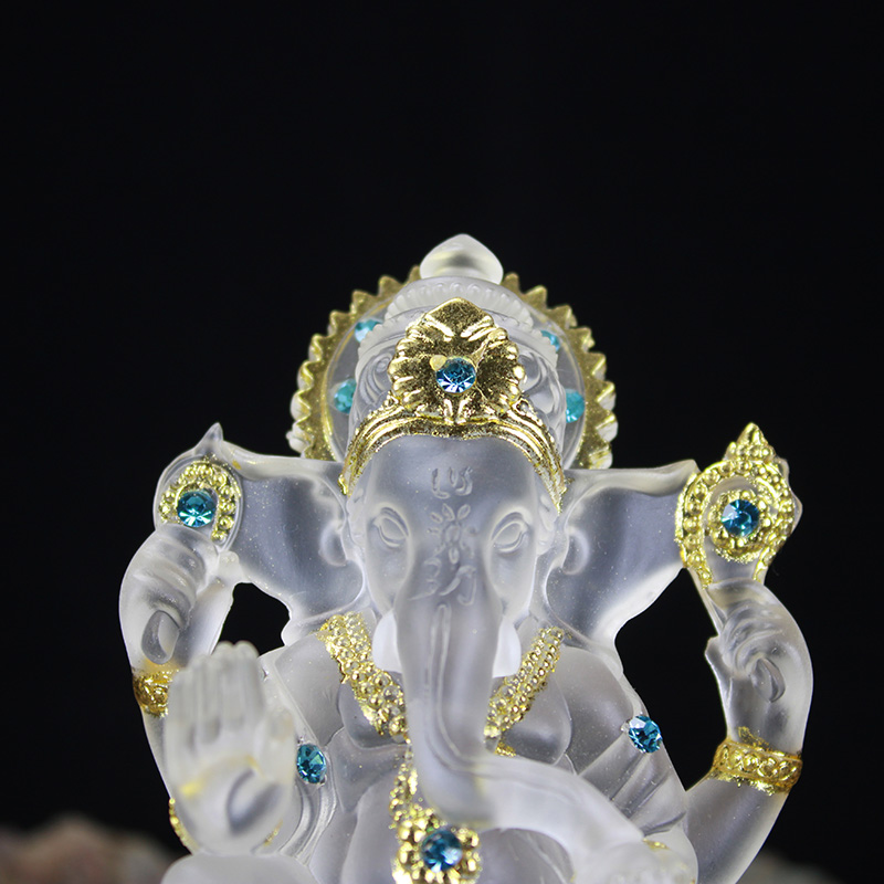 水晶/水晶工艺品/水晶原石/天然水晶/三角洲白底实物图