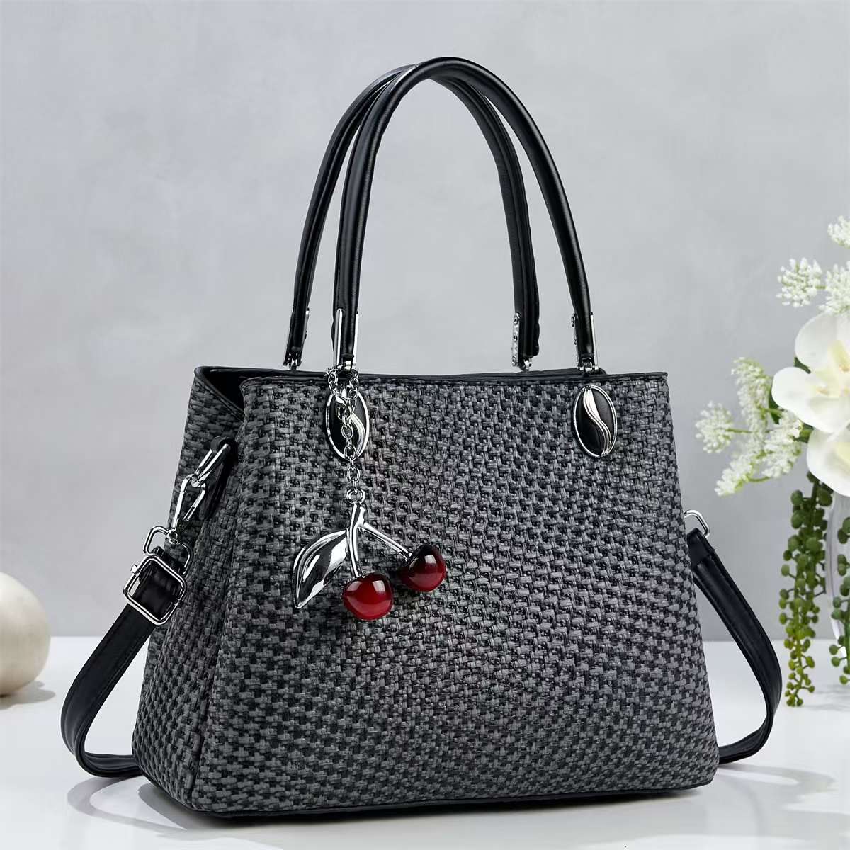 High-quality women's sachets, fashionable crossbody bags for women. PU women's high-quality sachets, fashionable crossbody bags for women detail image 5