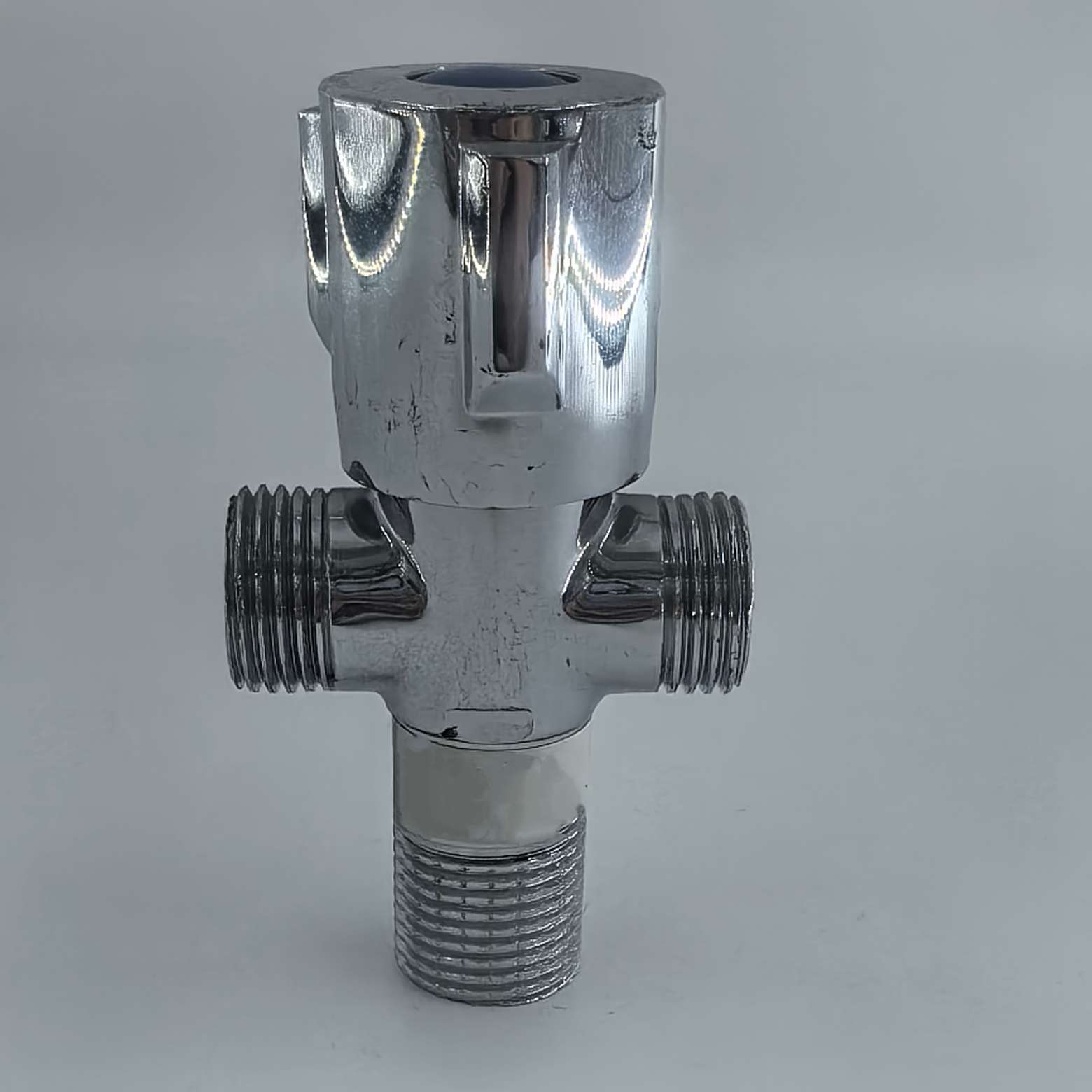 Stainless steel Angle valve, rust-proof and drip-proof, universal Angle valve for household engineering water heaters detail image 2