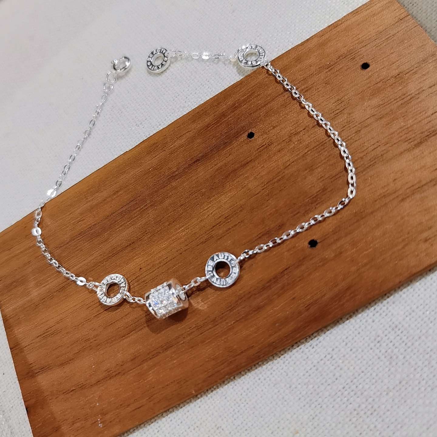 The S990 pure silver micro-inlaid waist bracelet is simple, versatile, niche and exquisite details Picture