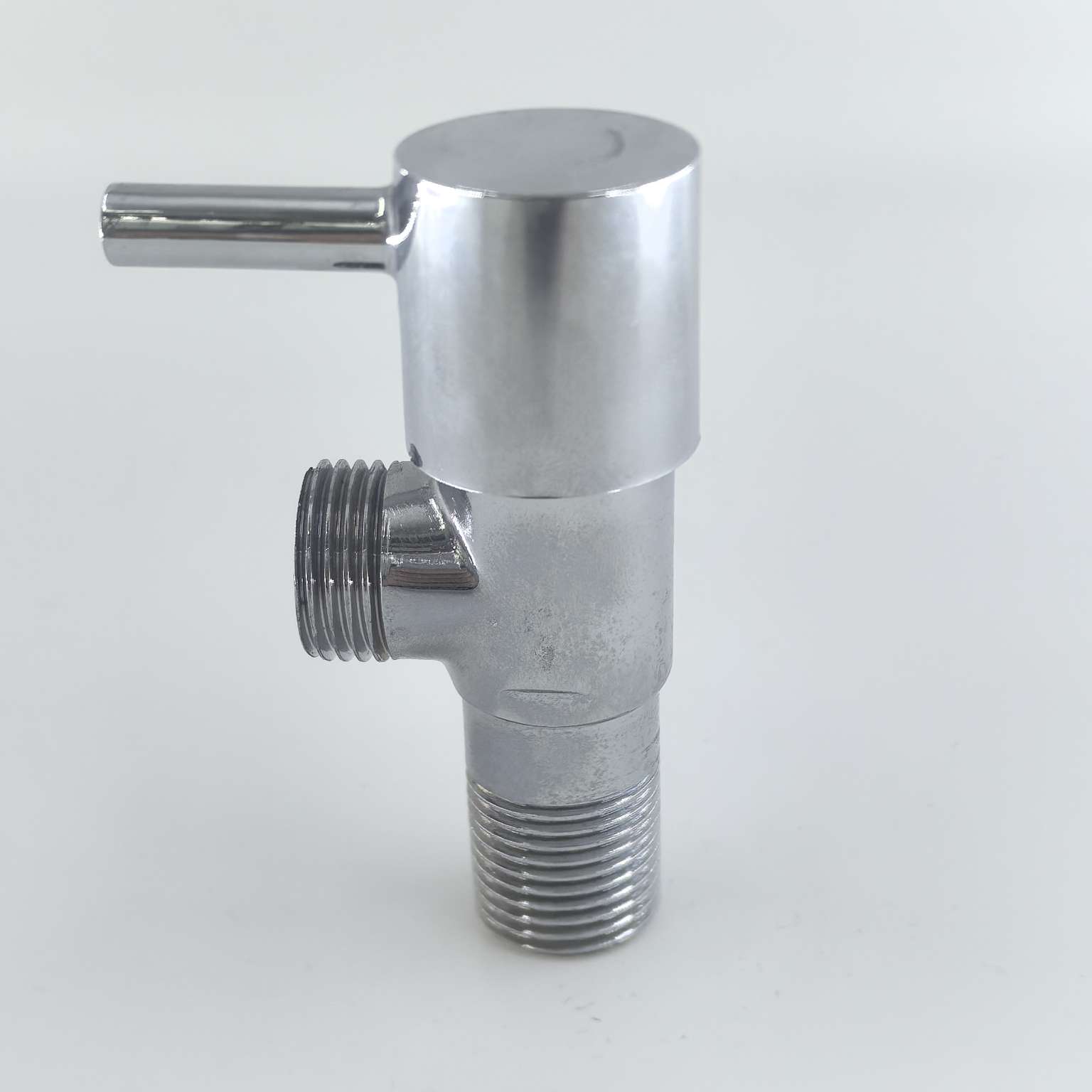 All-copper high-flow Angle valve, anti-corrosion and drip-proof, household engineering Angle valve detail image 3