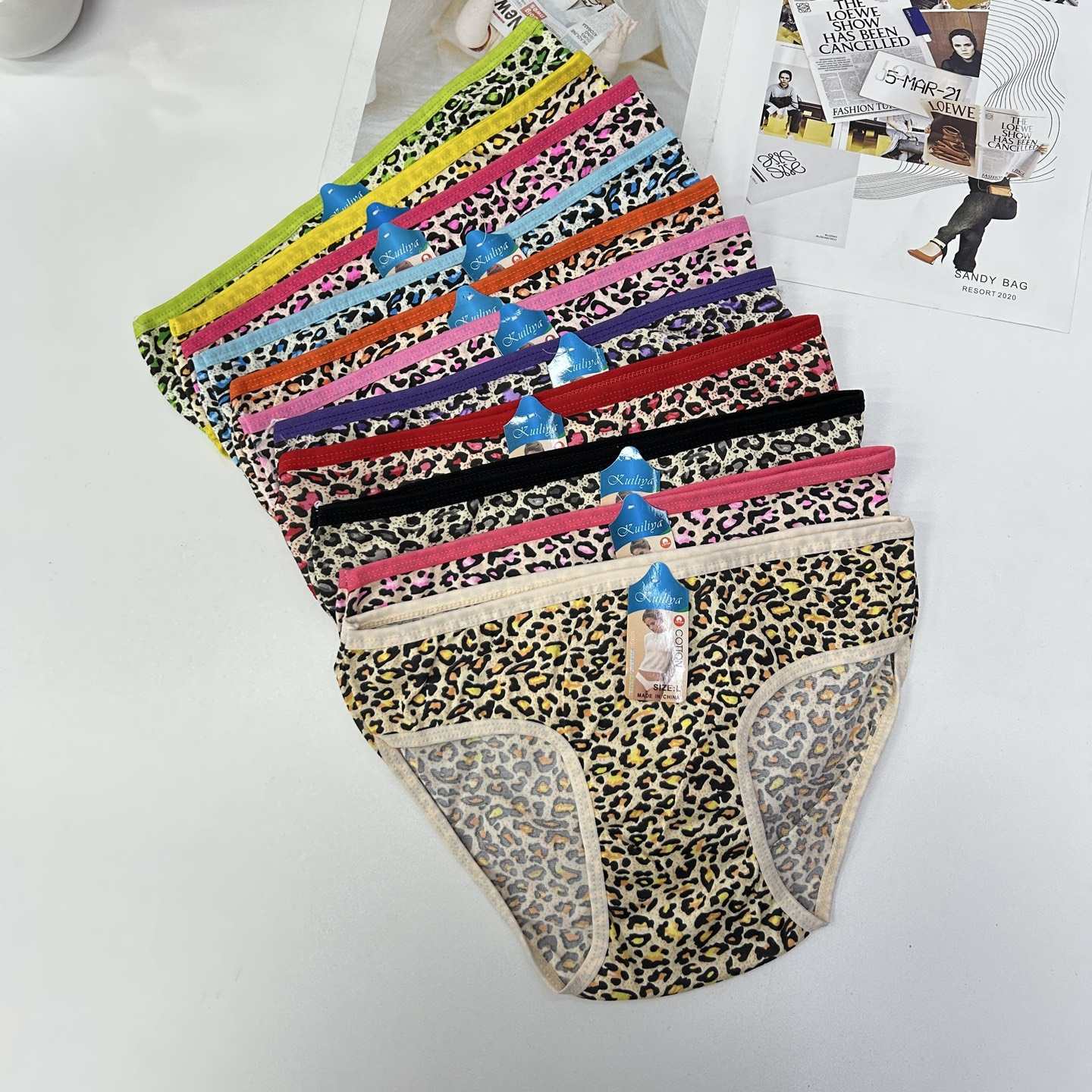 DD-562#L mixed-color women's underwear, women's printed women's briefs, milk silk underwear, best-selling underwear in Africa and South America, underwear QNI Application Scenario
