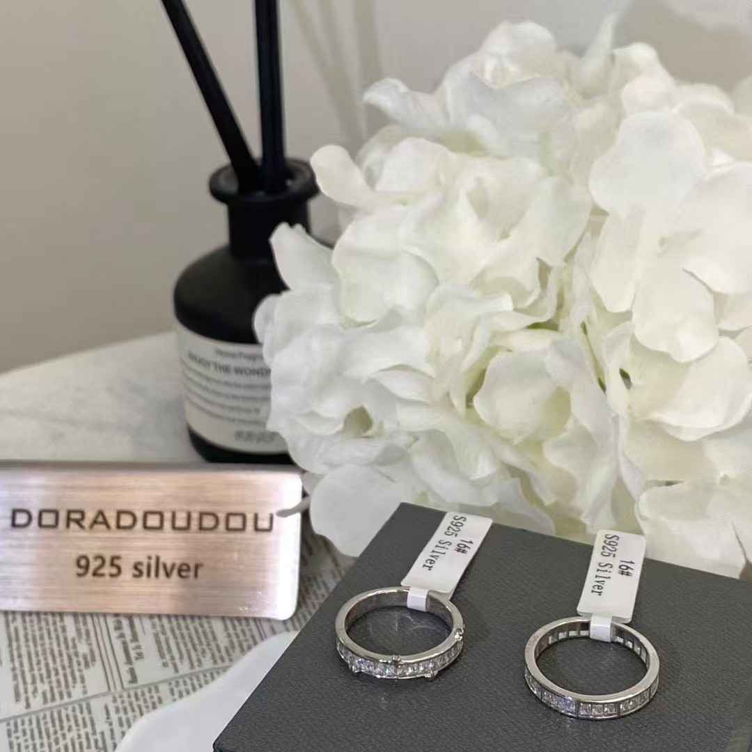 Full diamond ring