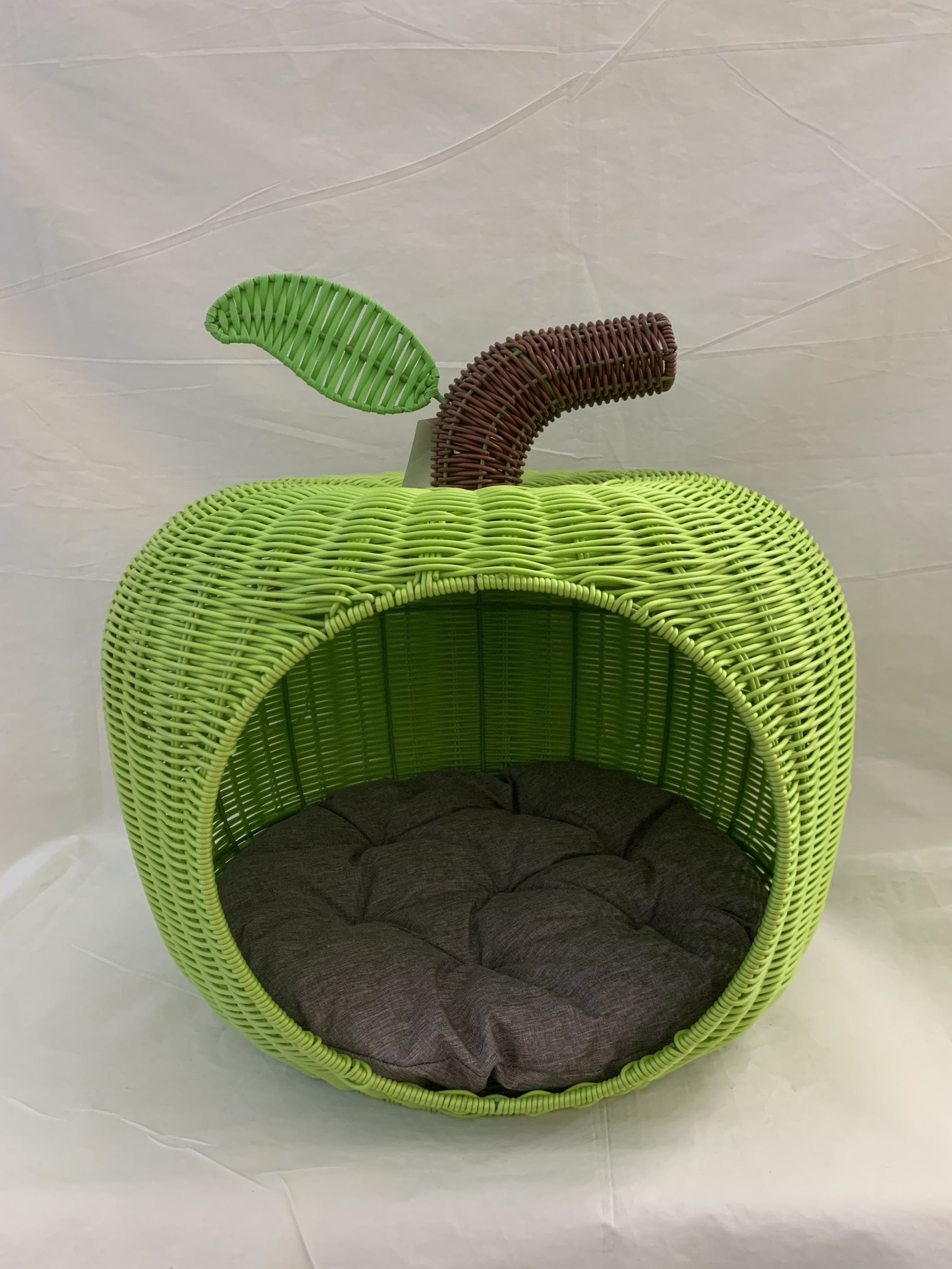 宠物用品/宠物凉垫/狗窝猫窝/狗笼/猫狗冰垫白底实物图