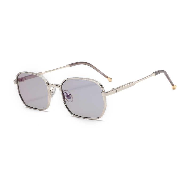 2026 simple and elegant new sunglasses for both men and women, high-end retro sunglasses, trendy ins style fashionable glasses Application Scenario