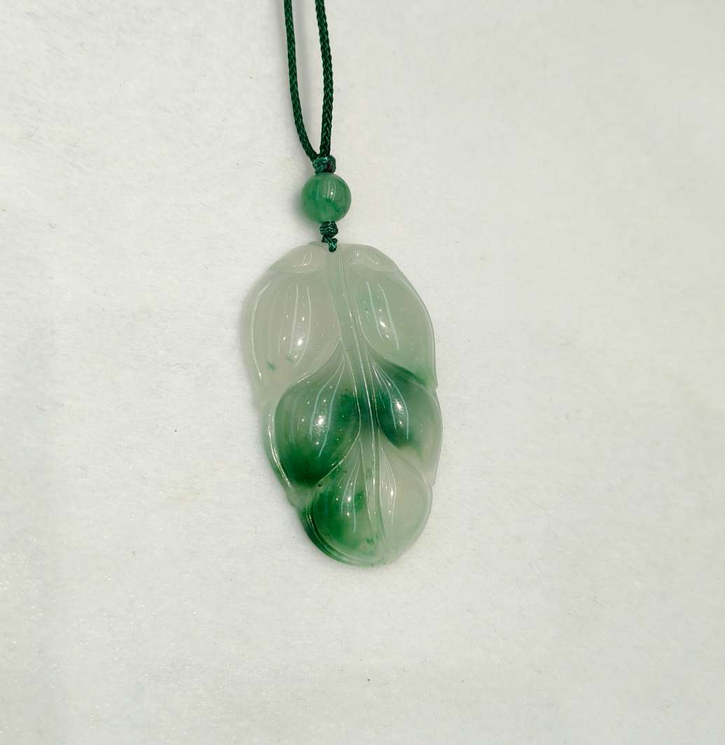 "Smoke and Rain Non-jadeite Pendant, high-end African jadeite natural jade pendant, large pendant for family business. detail image 8