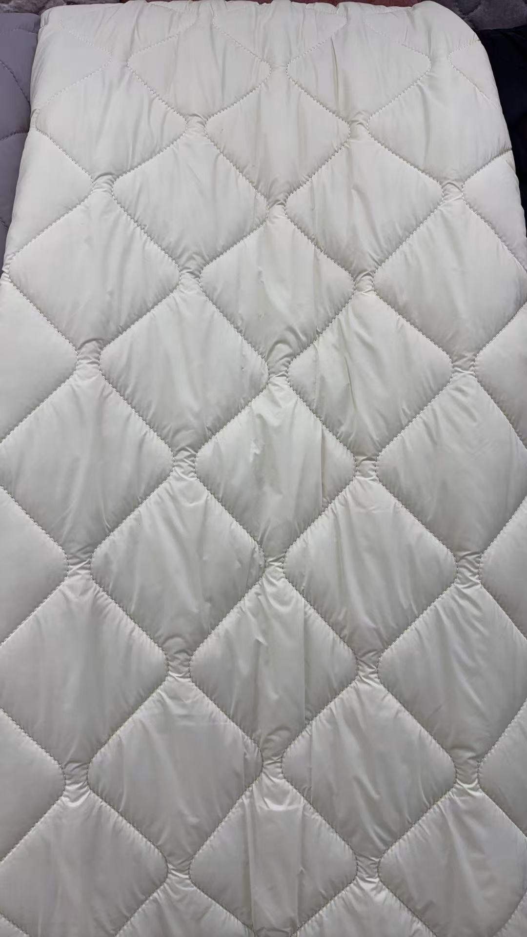 Square quilted fabric 1