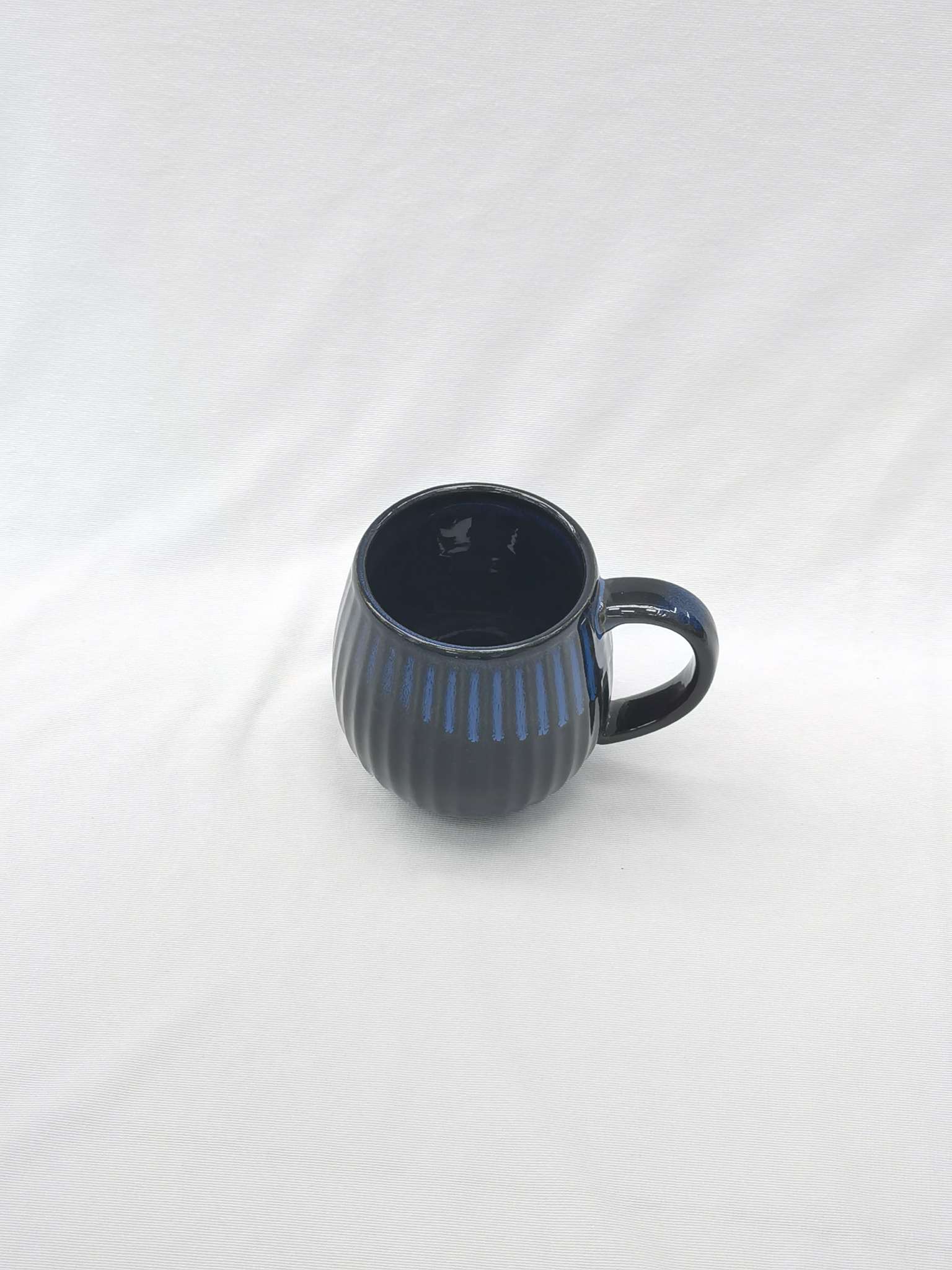Limei Ceramics White and Black Nordic Ceramic Cups, commemorative cups, daily necessities ceramic cups, factory direct sales cups, ceramic cups, Christmas Nordic ceramic cups detail image 4