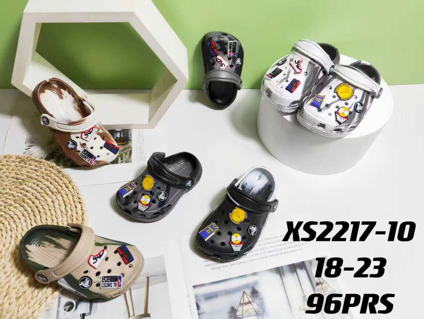 Boys' beach sandals, children's camouflage crocs, children's sandals, breathable, comfortable, soft and anti-slip Specification image