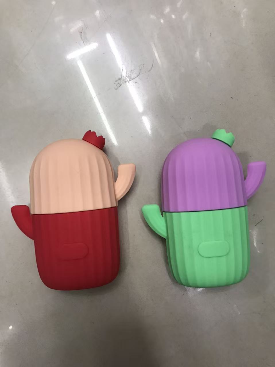 敷脸冰格按摩硅胶冰格便携式面部美妆工具护理冰敷模具