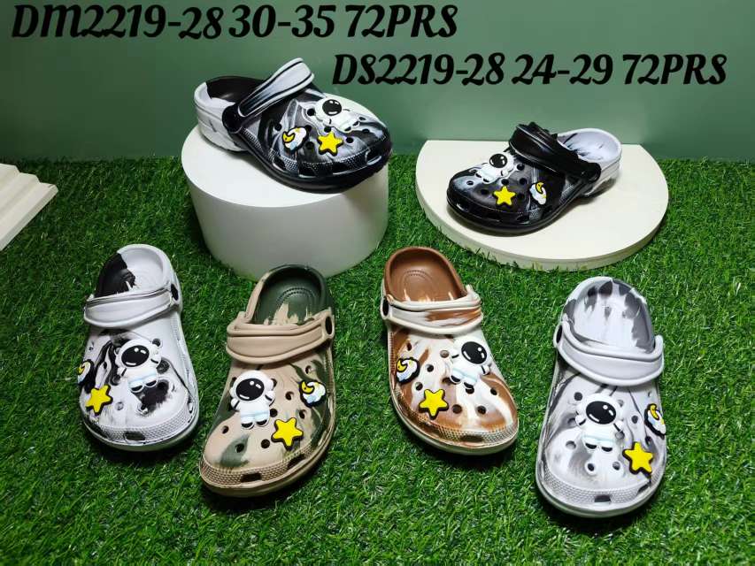 Boys' beach sandals, children's camouflage crocs, children's sandals, breathable, comfortable, soft and anti-slip