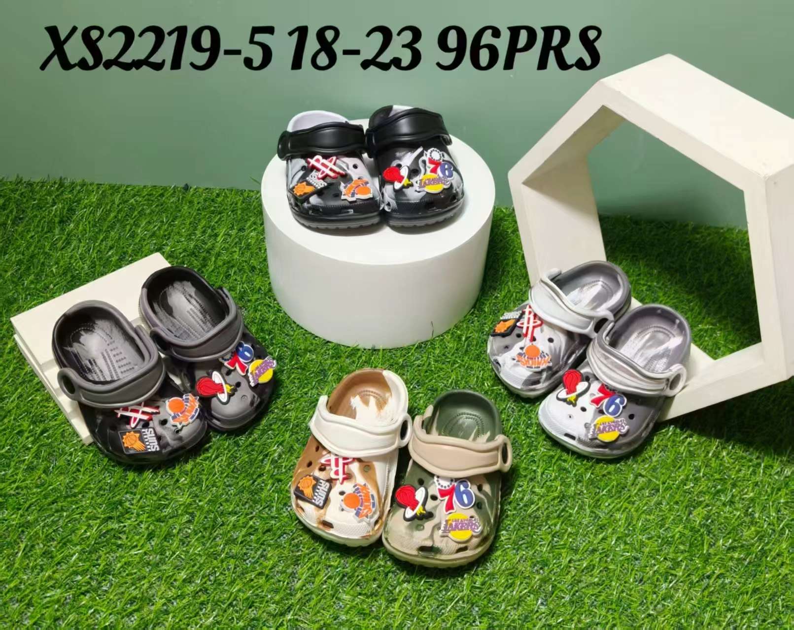 Boys' beach sandals, children's camouflage crocs, children's sandals, breathable, comfortable, soft and anti-slip Application Scenario