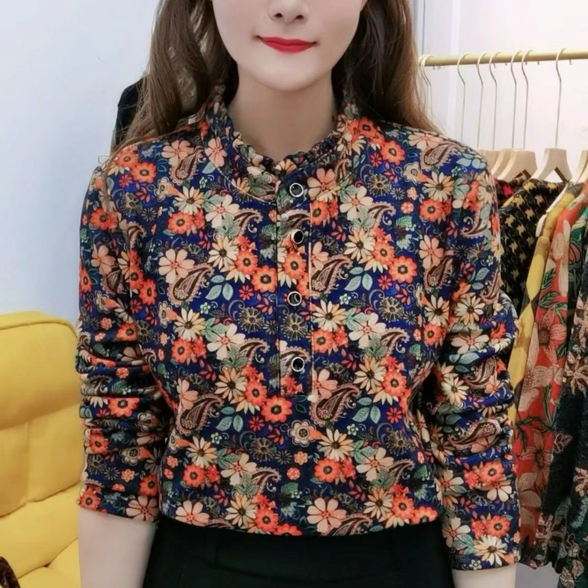 German velvet printed woolen print. High-elastic woolen fabric print. Cationic printed thermal insulation suit. 7a antibacterial. Heat up in 7 seconds, absorb moisture and sweat. The fragrance of roses and jasmine. The fragrance of peonies and osmanthus flowers detail image 10