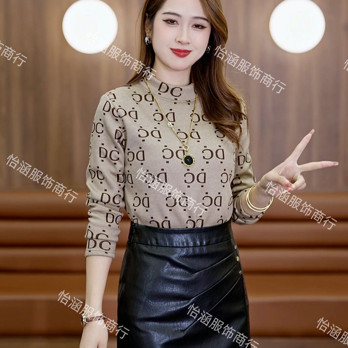 German velvet printed woolen print. High-elastic woolen fabric print. Cationic printed thermal insulation suit. 7a antibacterial. Heat up in 7 seconds, absorb moisture and sweat. The fragrance of roses and jasmine. The fragrance of peonies and osmanthus flowers Specification image