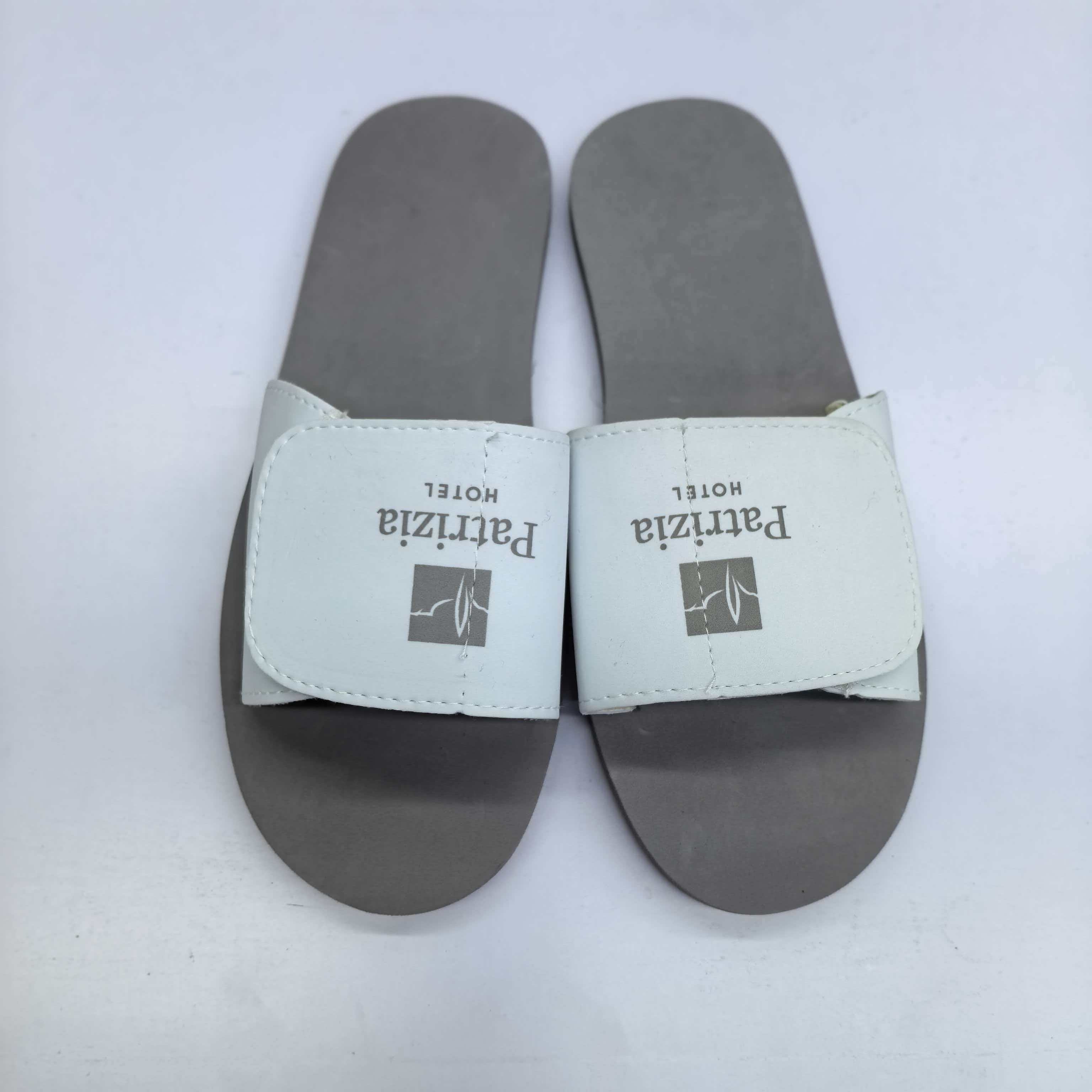 We can purchase high-quality, comfortable and anti-slip hotel slippers with Velcro soles Specification image