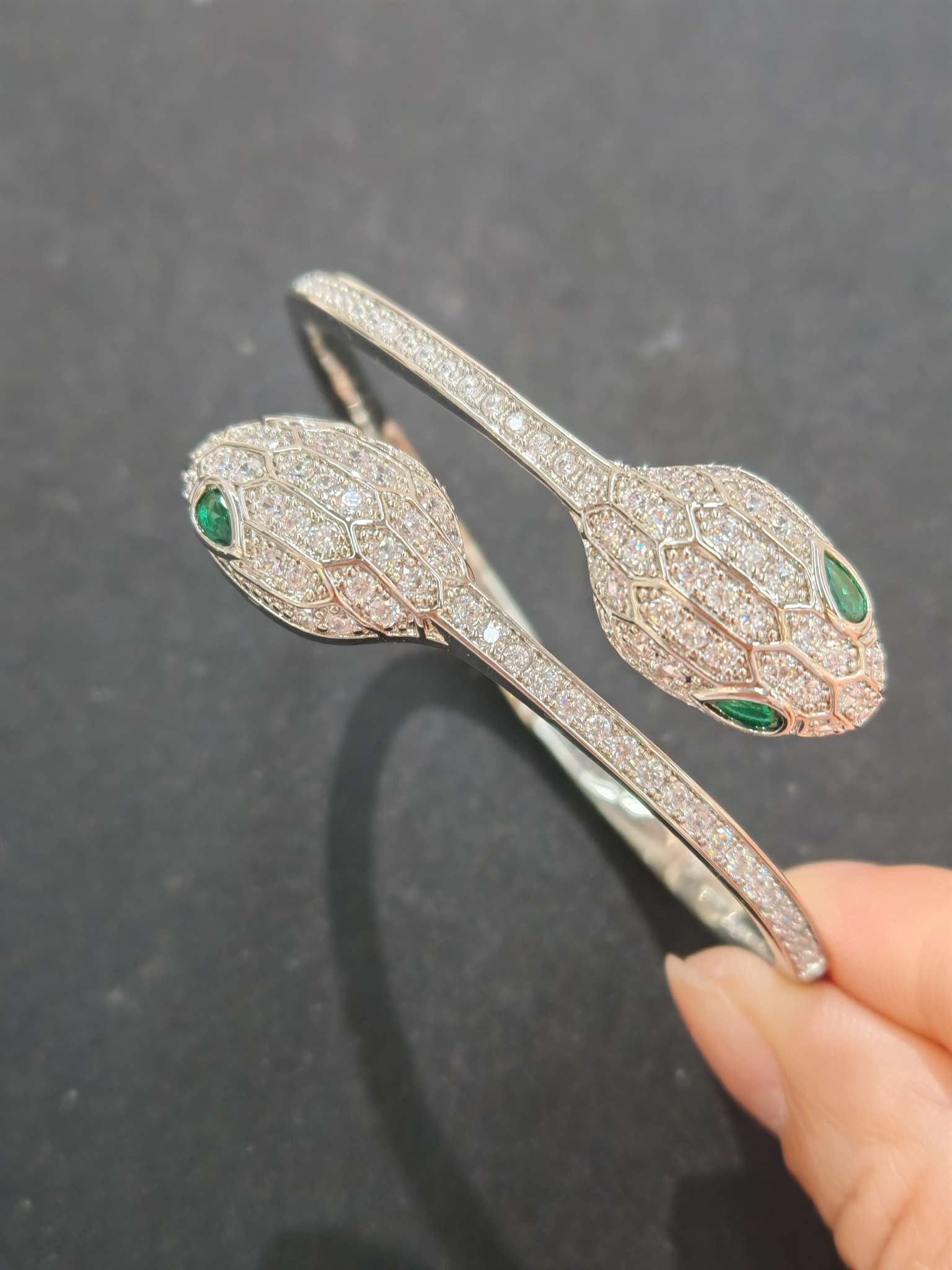 Double snake-head bracelet, 18K gold, open bracelet, women's fashionable and simple design