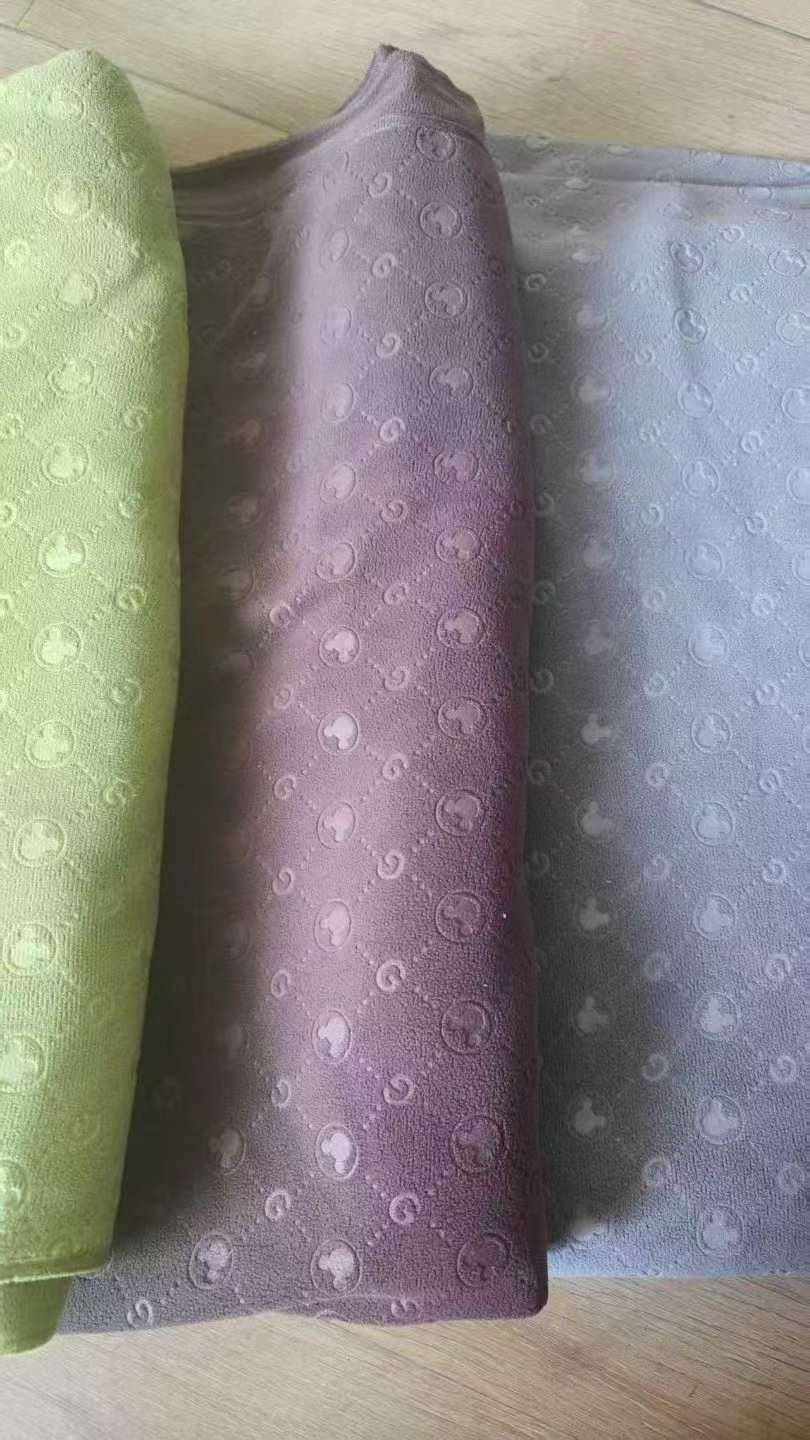 珊瑚绒双面珊瑚绒。珊瑚绒压花印花。珊瑚绒提花双面珊瑚绒。奥利绒提花压花。。双面奥粒绒。详情图10