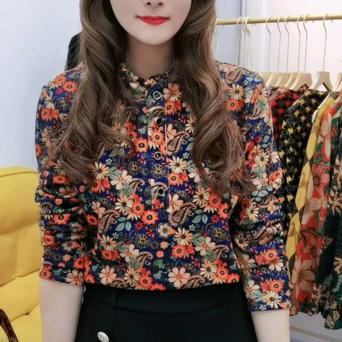 German velvet printed woolen print. High-elastic woolen fabric print. Cationic printed thermal insulation suit. 7a antibacterial. Heat up in 7 seconds, absorb moisture and sweat. The fragrance of roses and jasmine. The fragrance of peonies and osmanthus flowers detail image 8