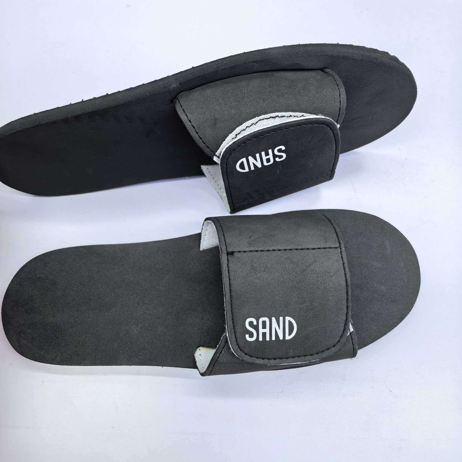 The hotel slippers with Velcro are custom-made and can be worn multiple times. They are high-quality hotel slippers Specification image