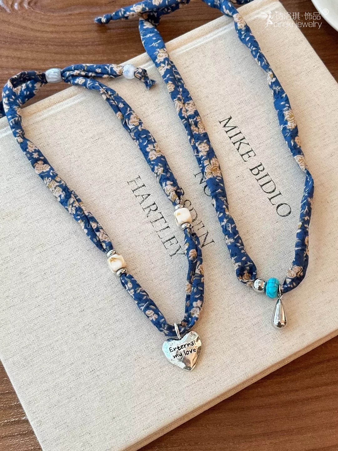 Shiluoqi Accessories Heart Fabric Necklace, Deep blue floral Silk scarf Heart Necklace