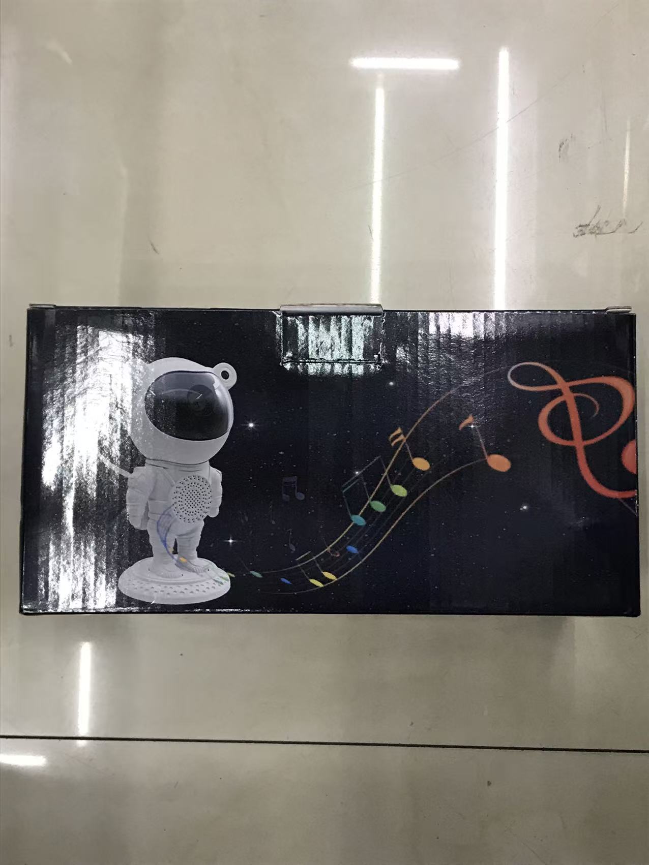 宇航员星空投影灯太空人礼品卧室氛围灯床头摆件房间小夜灯