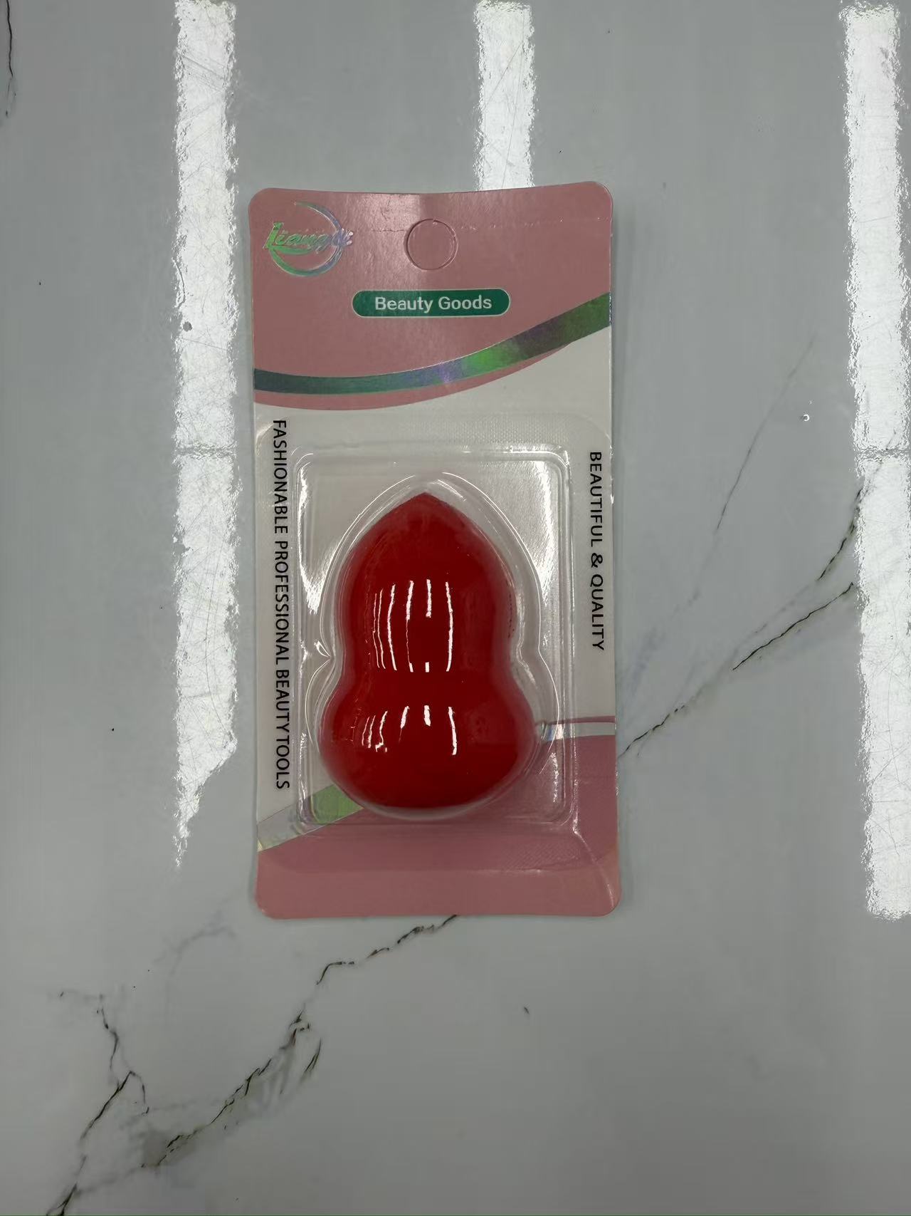 红色迷你毛绒粉扑美妆蛋粉扑美妆蛋柔滑上妆图